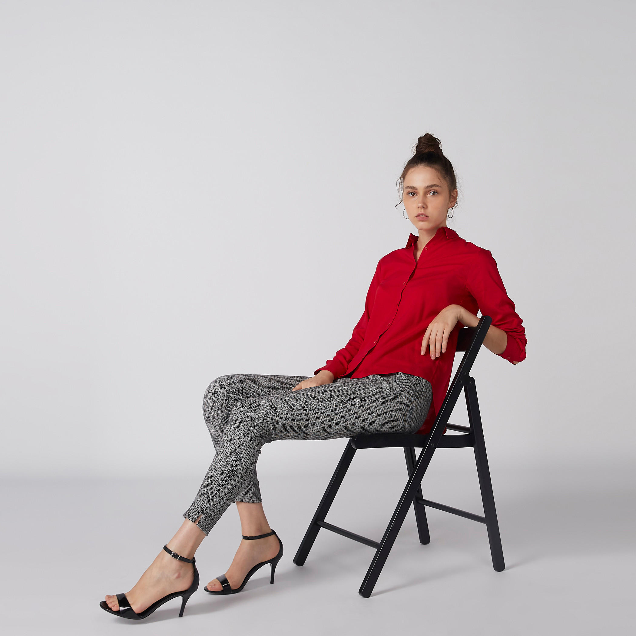 قميص بأكمام طويلة وأزرار-women-clothing-shirtsandblouses-shirts-image-2