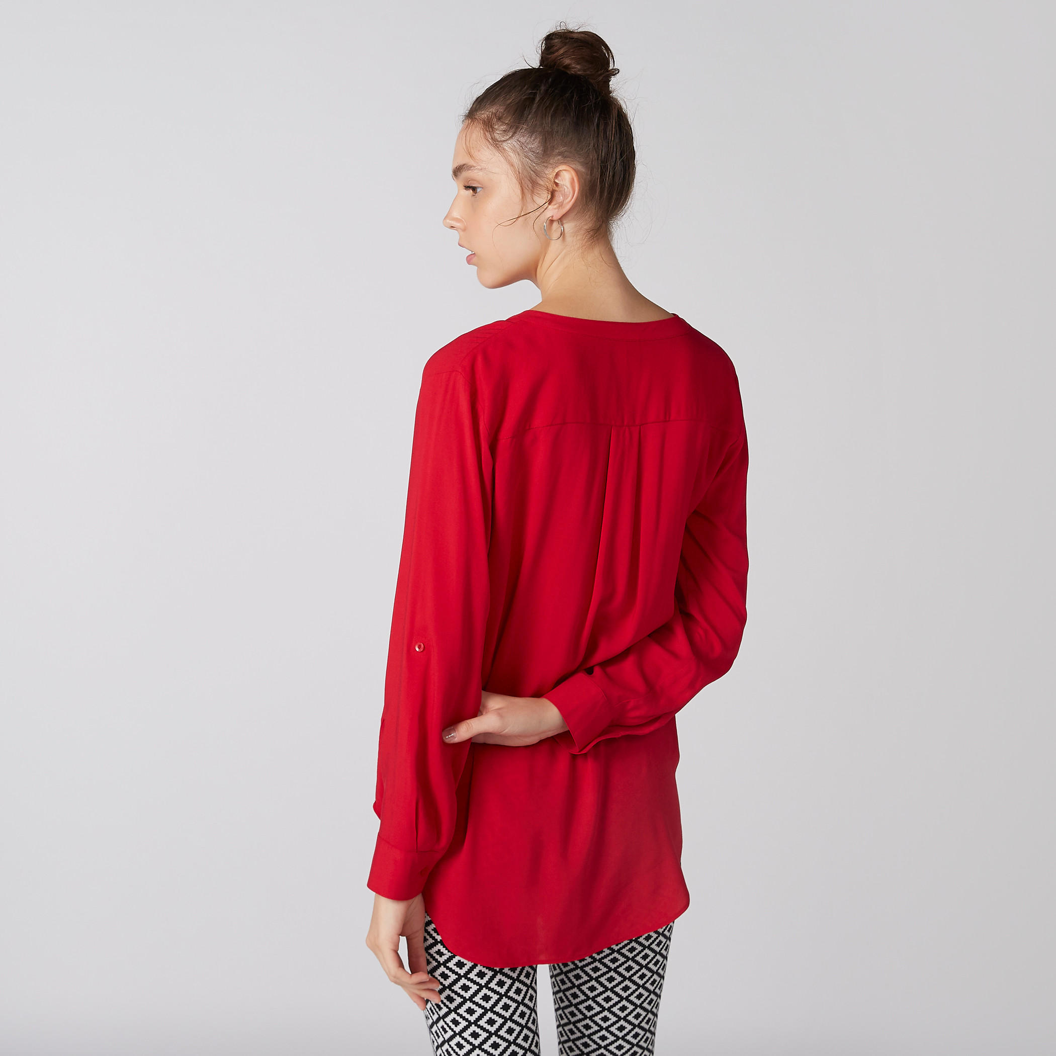 بلوزة بأكمام طويلة وزر إغلاق-women-clothing-shirtsandblouses-blouses-image-3