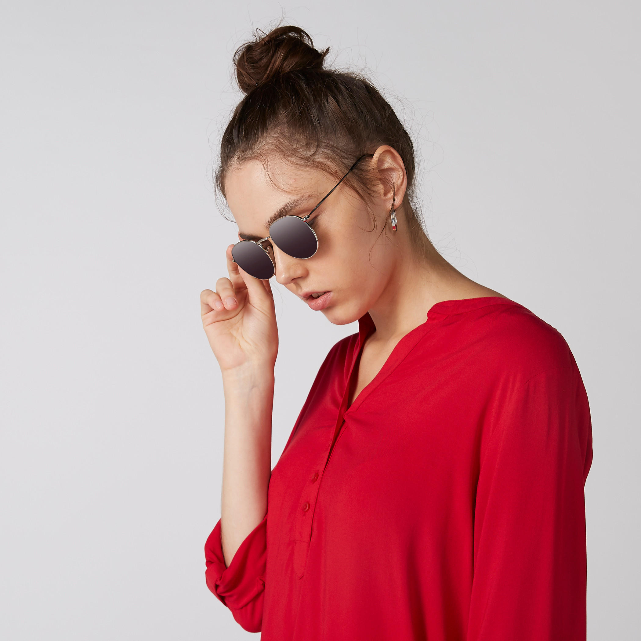 بلوزة بأكمام طويلة وزر إغلاق-women-clothing-shirtsandblouses-blouses-image-1