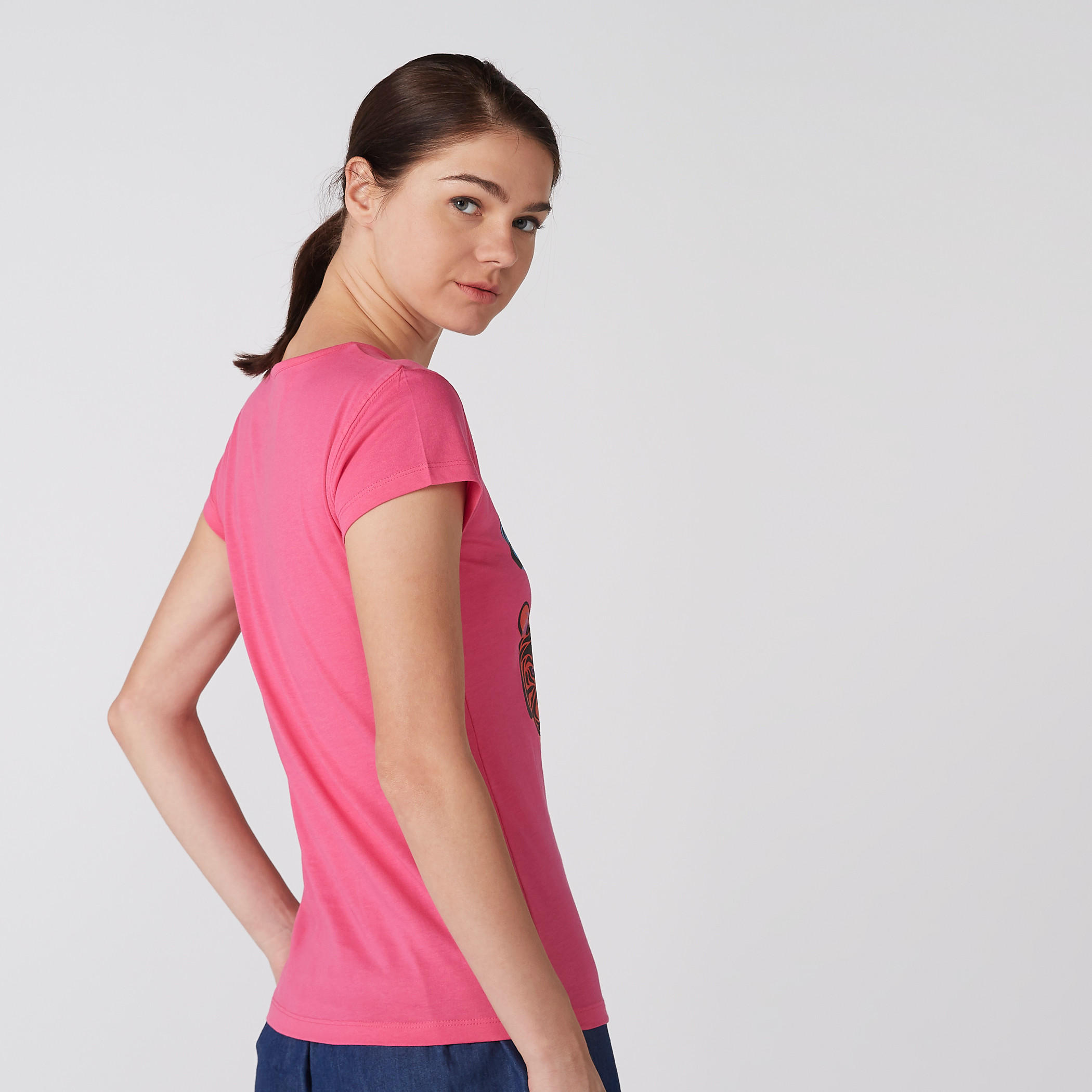 تيشيرت بياقة مستديرة وأكمام كاب وطبعات-women-clothing-tshirts-image-3