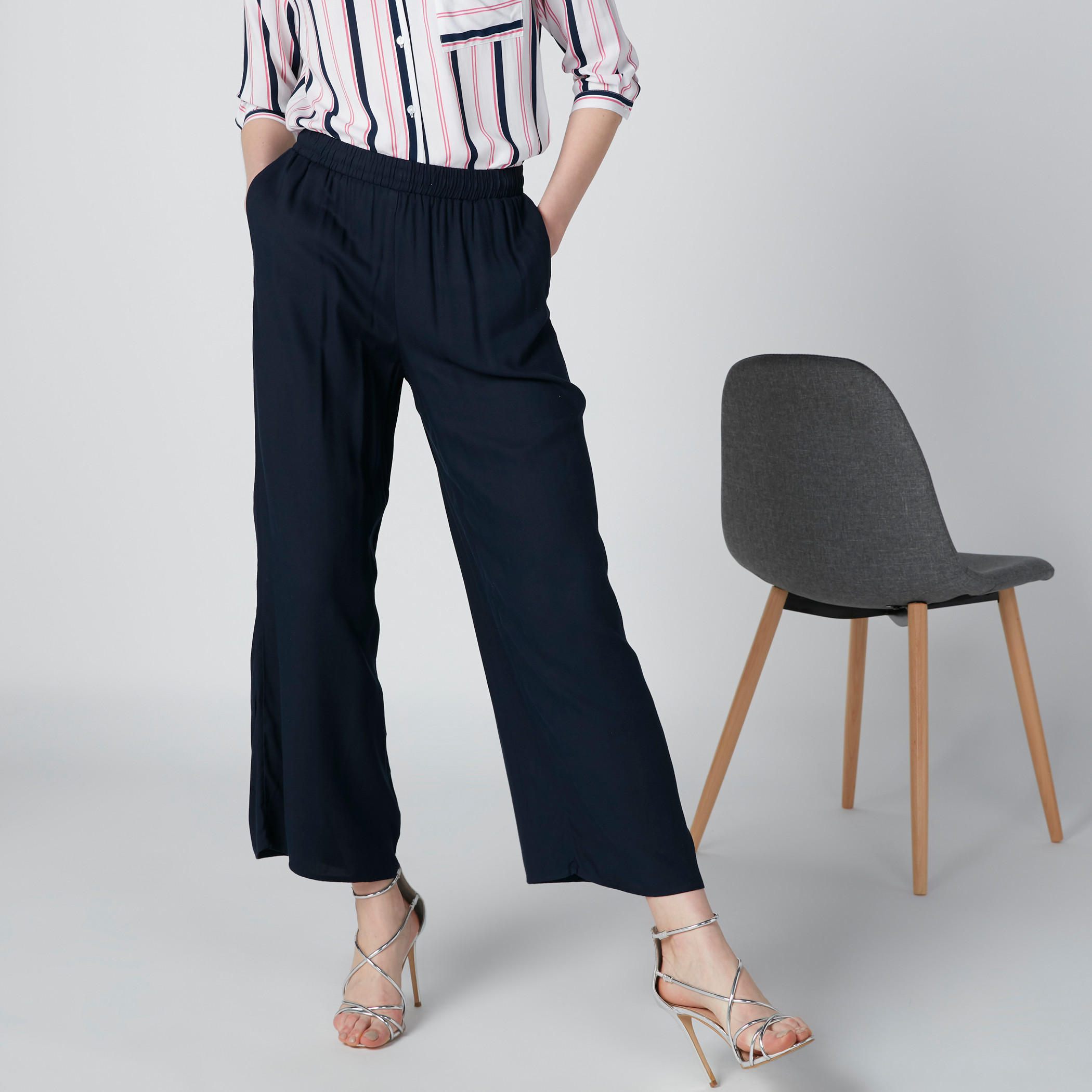 بنطال بالازو بخصر مطّاطي وجيوب-women-clothing-bottoms-trousers-image-3