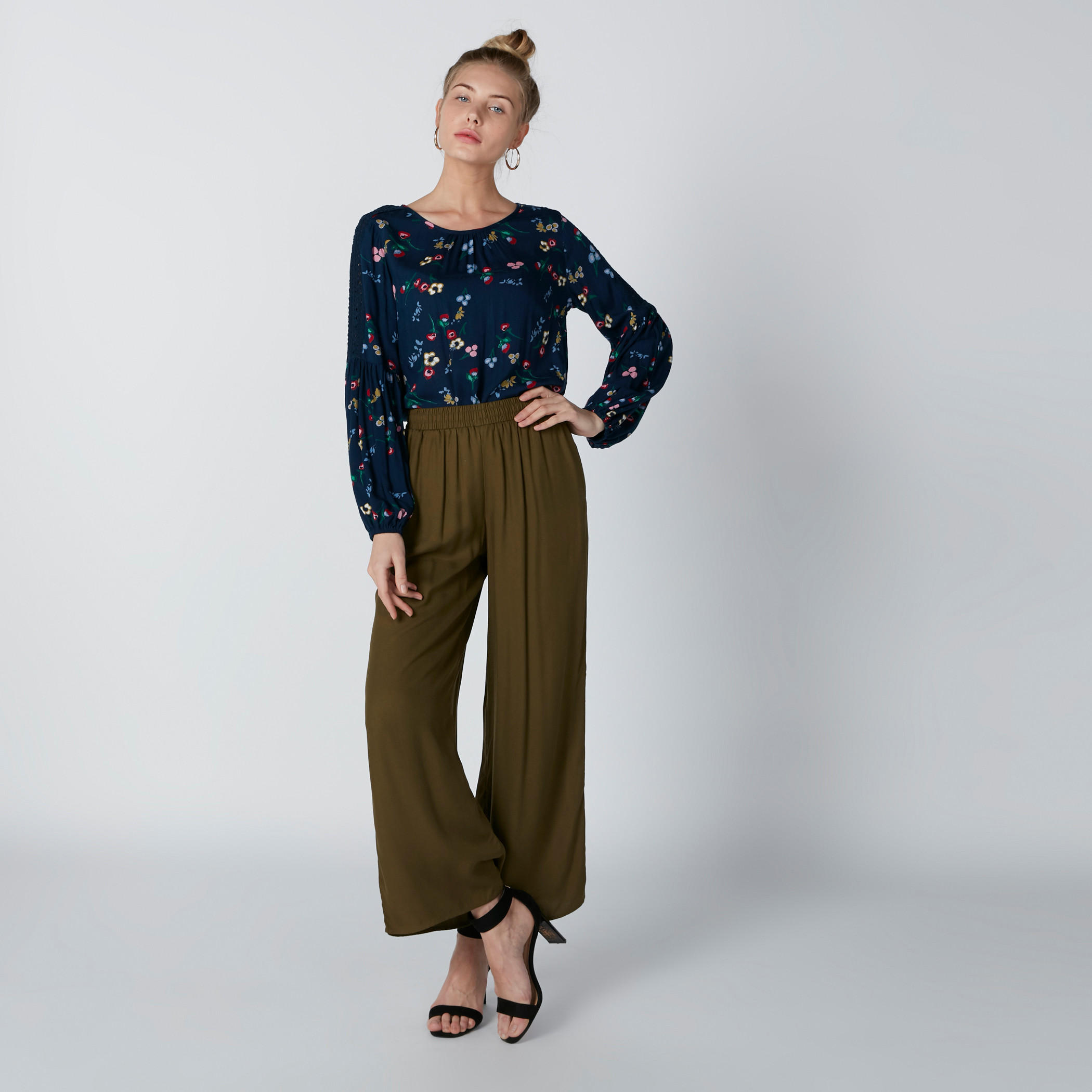 Pocket Detail Palazzo Pants with Elasticised Waistband-women-clothing-bottoms-trousers-image-1