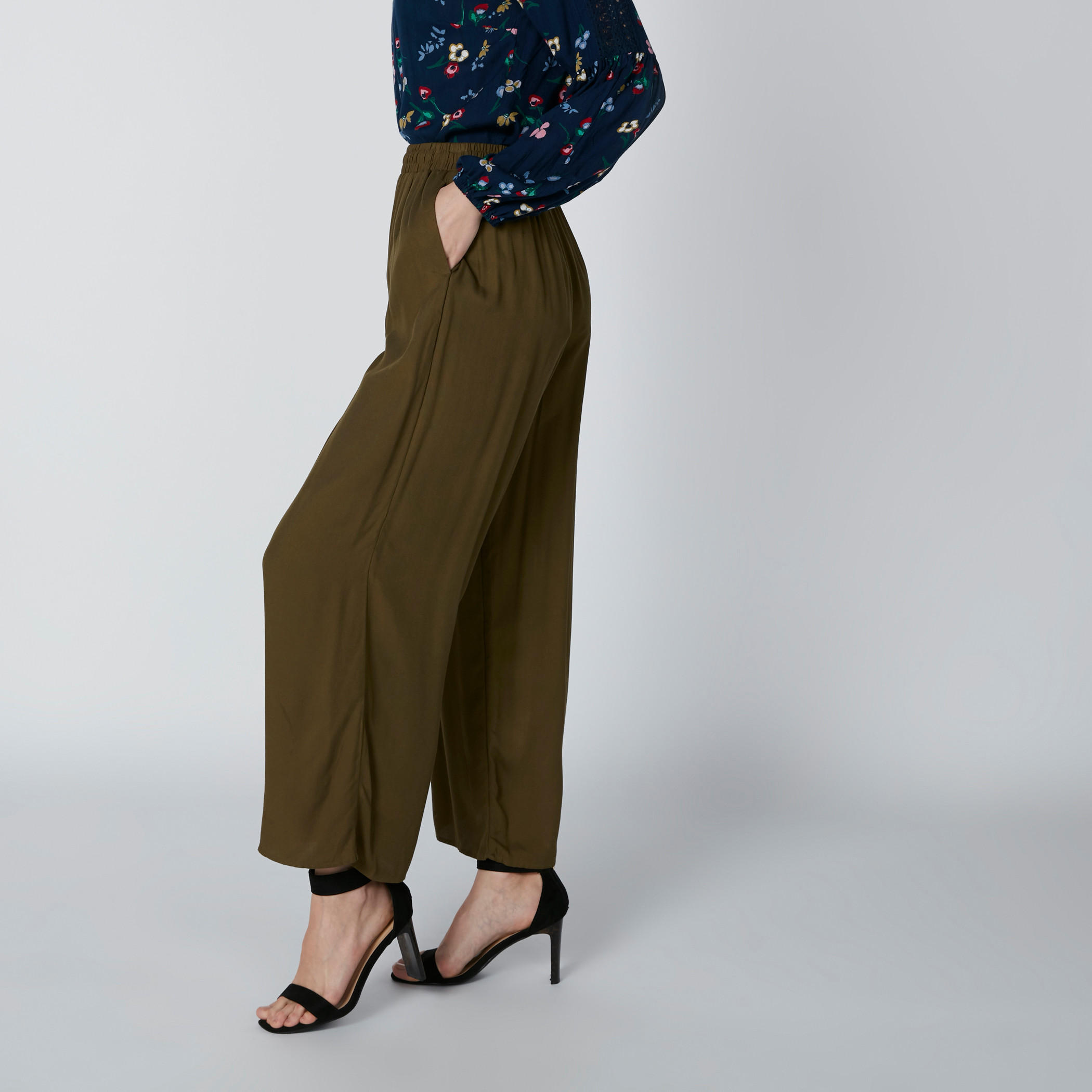 Pocket Detail Palazzo Pants with Elasticised Waistband-women-clothing-bottoms-trousers-image-3