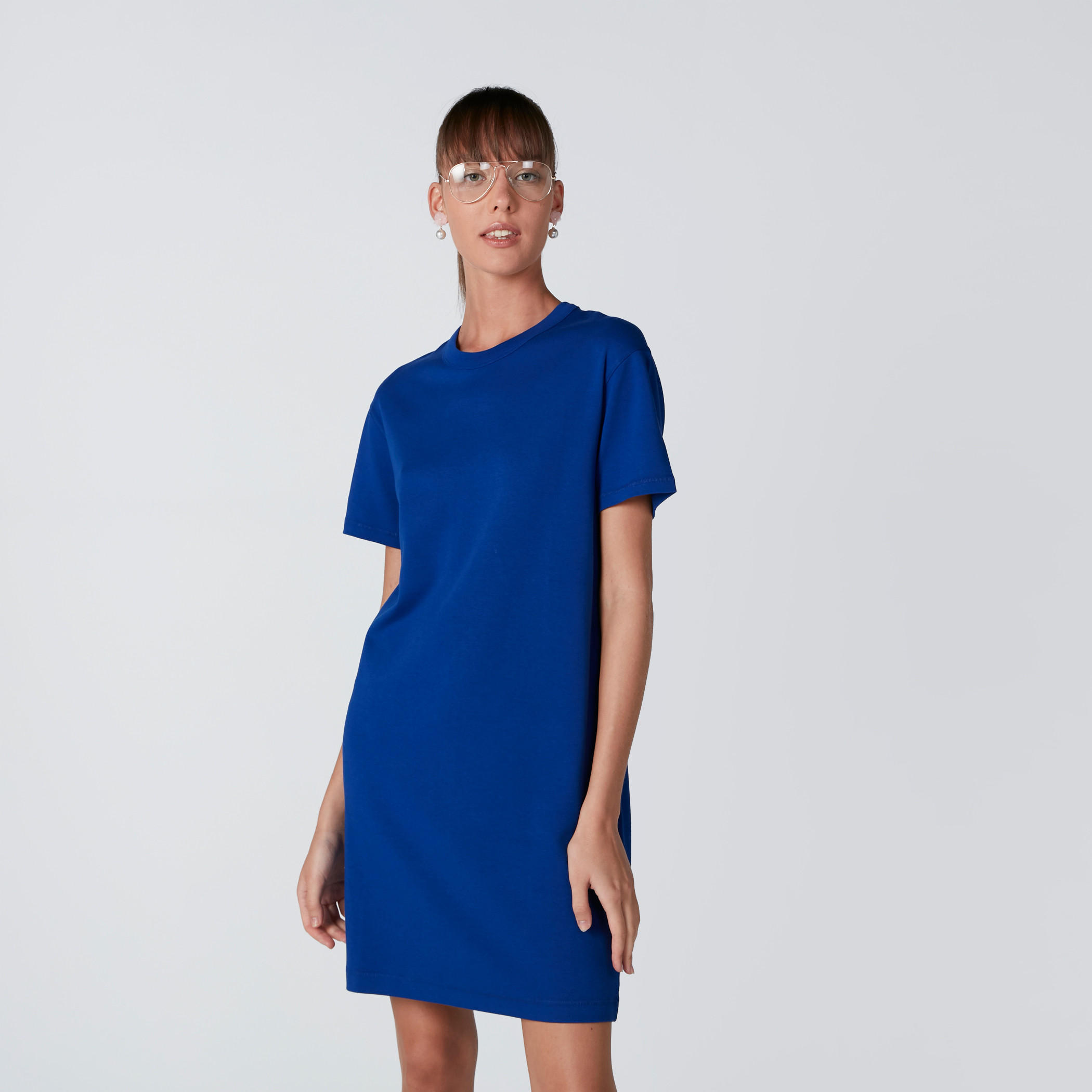 فستان بقصّة عادية وياقة مستديرة وأكمام قصيرة-women-clothing-dresses-image-4