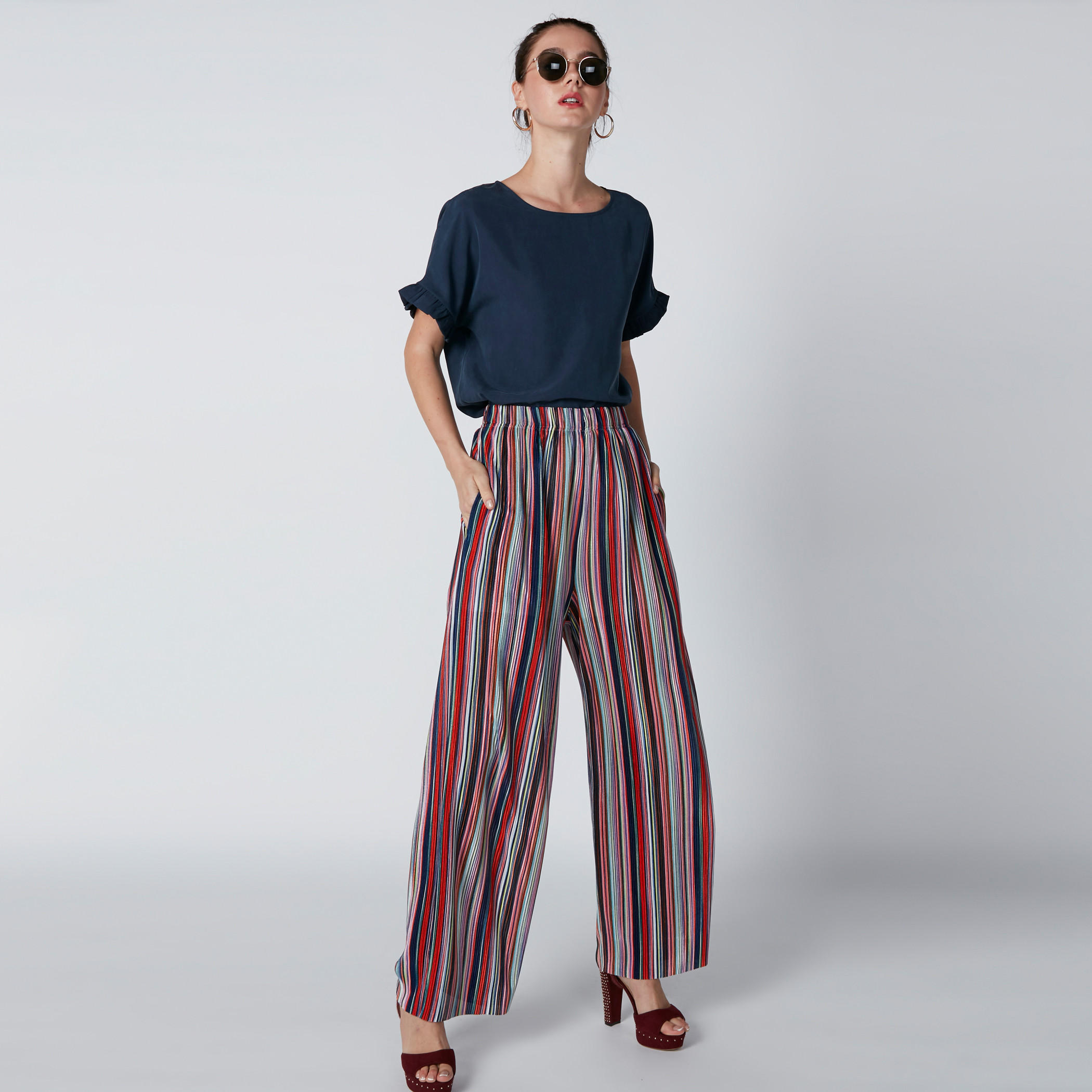 بلوزة بوكسي بياقة مستديرة وأكمام قصيرة وتفاصيل كشكش-women-clothing-shirtsandblouses-blouses-image-3