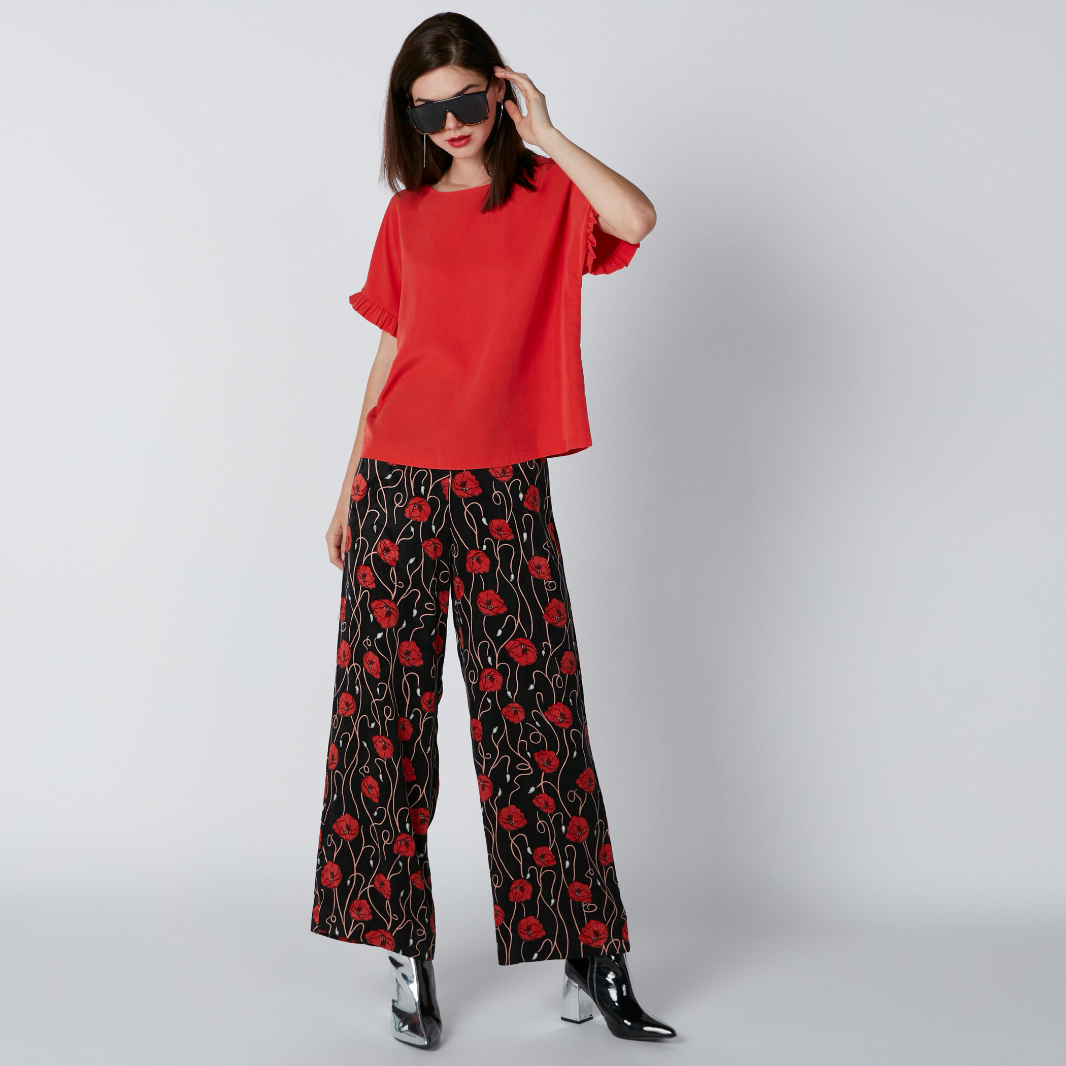 Boxy Top with Round Neck and Ruffle Detail Sleeves-women-clothing-shirtsandblouses-blouses-image-1
