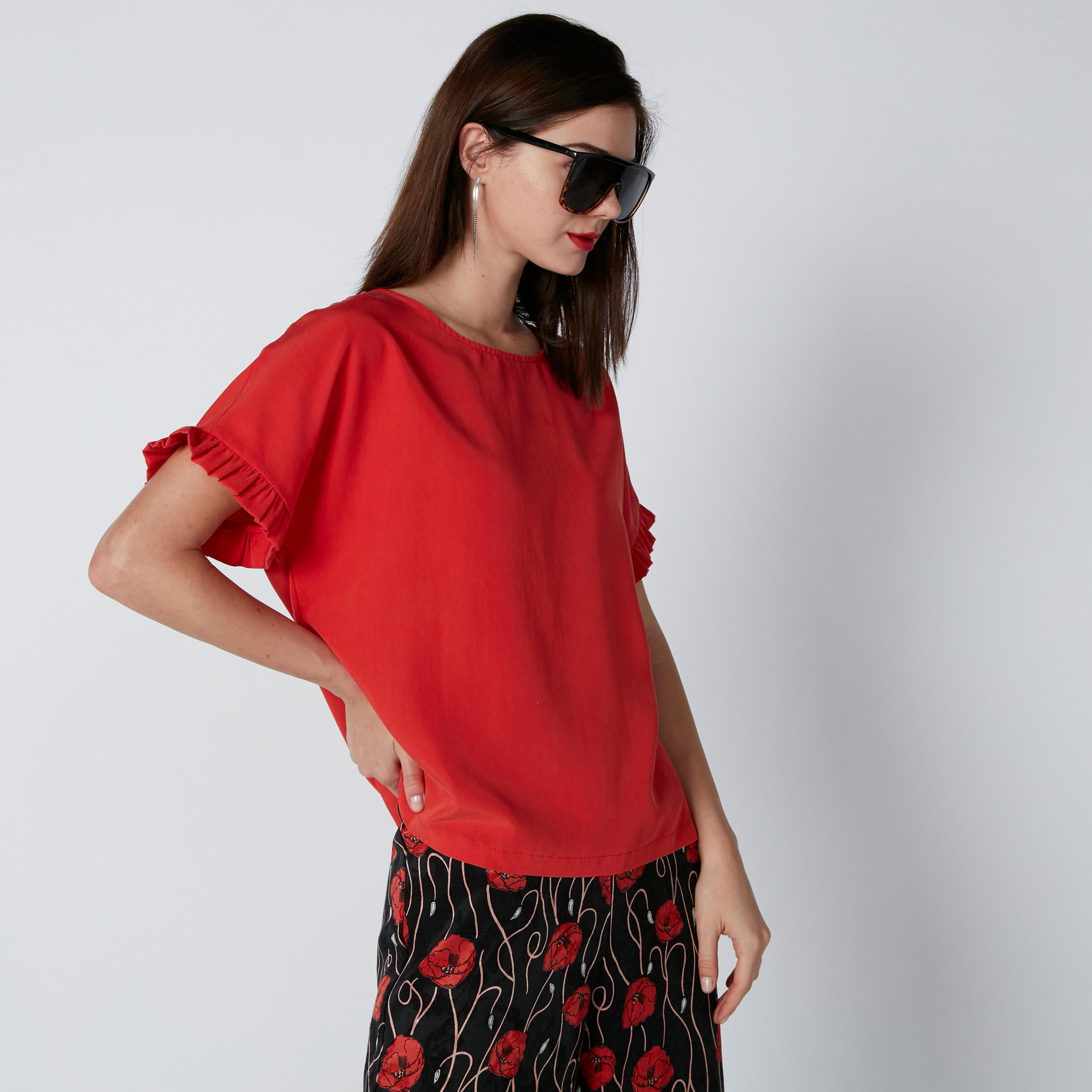 Boxy Top with Round Neck and Ruffle Detail Sleeves-women-clothing-shirtsandblouses-blouses-image-4