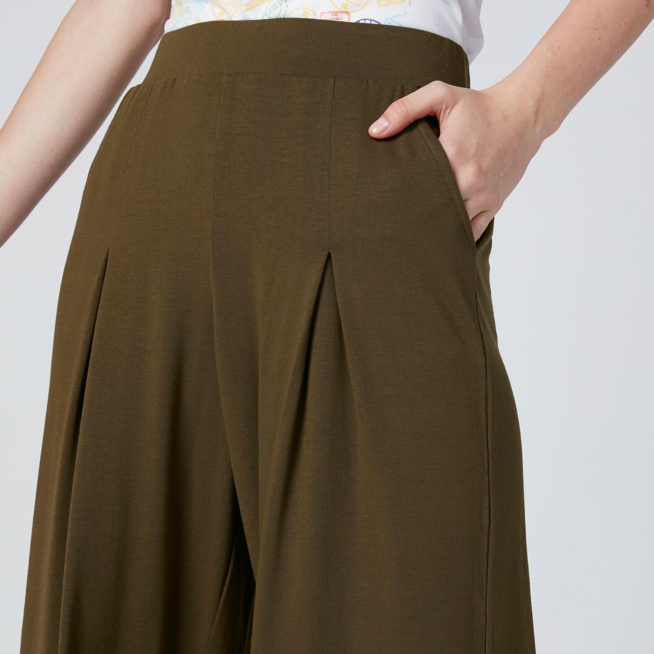 بنطال بالازو بخصر مطّاطي وجيوب-women-clothing-bottoms-trousers-image-4