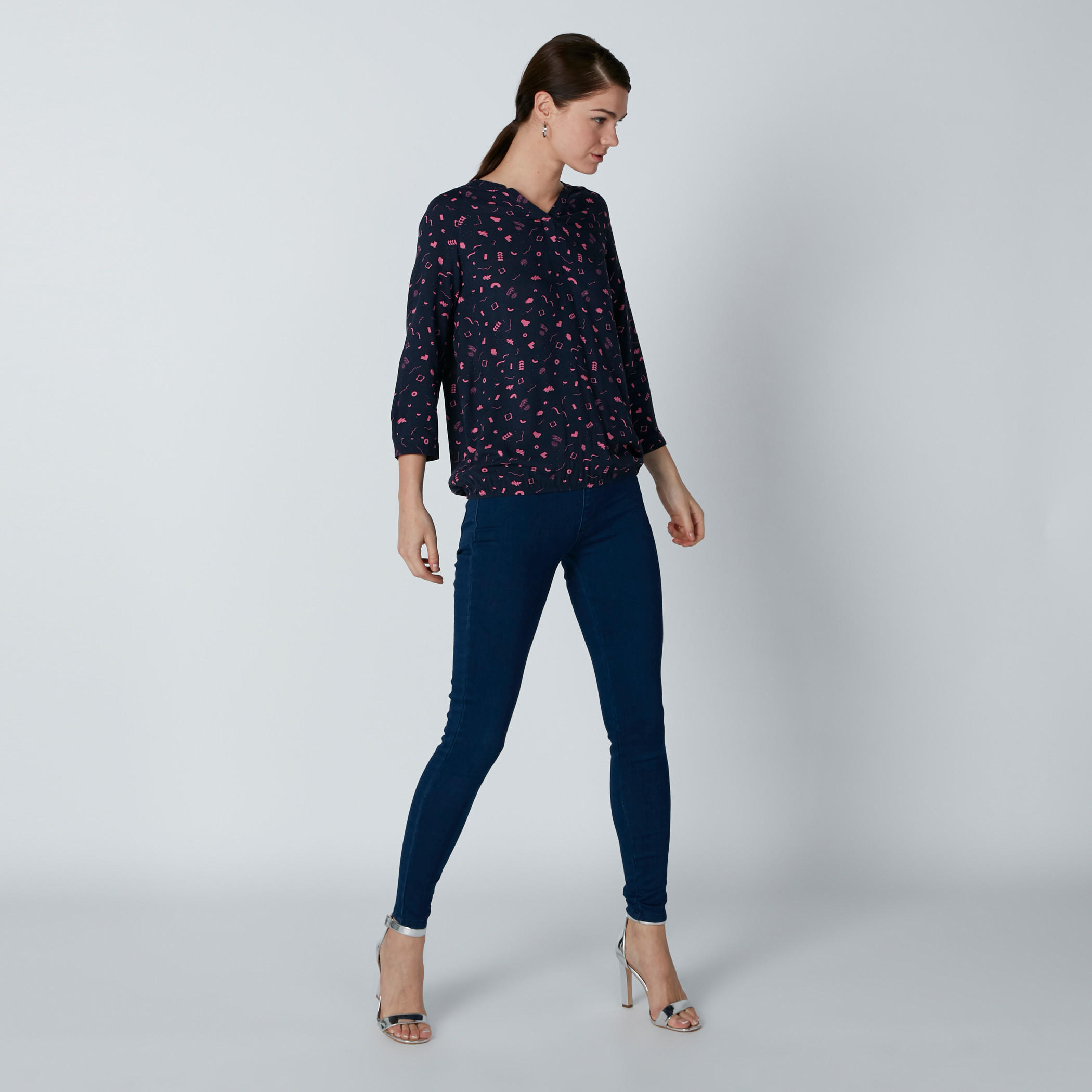 بلوزة بأكمام 3/4 وطبعات-women-clothing-shirtsandblouses-blouses-image-1