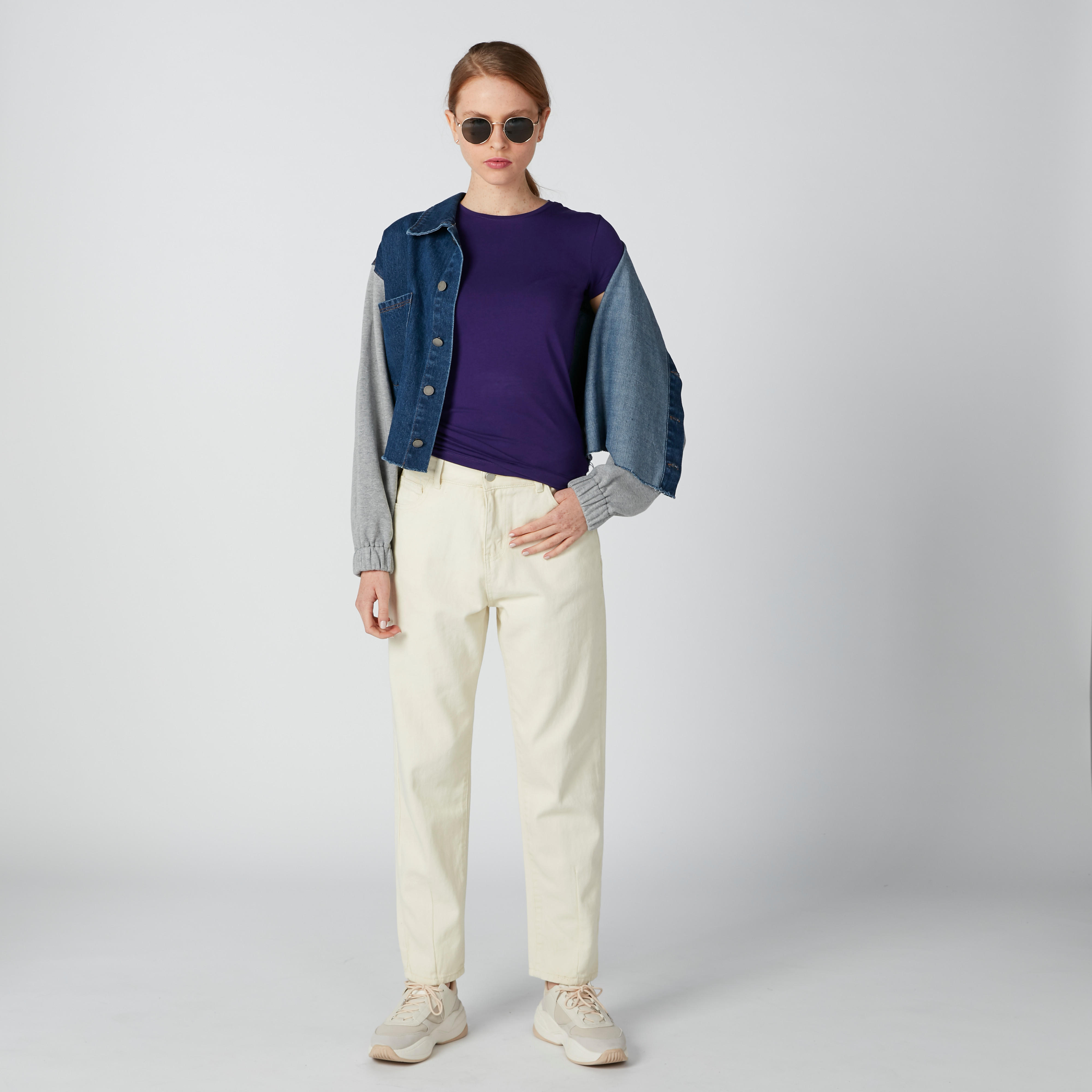 تيشيرت بياقة مستديرة وأكمام كاب-women-clothing-tshirts-image-3