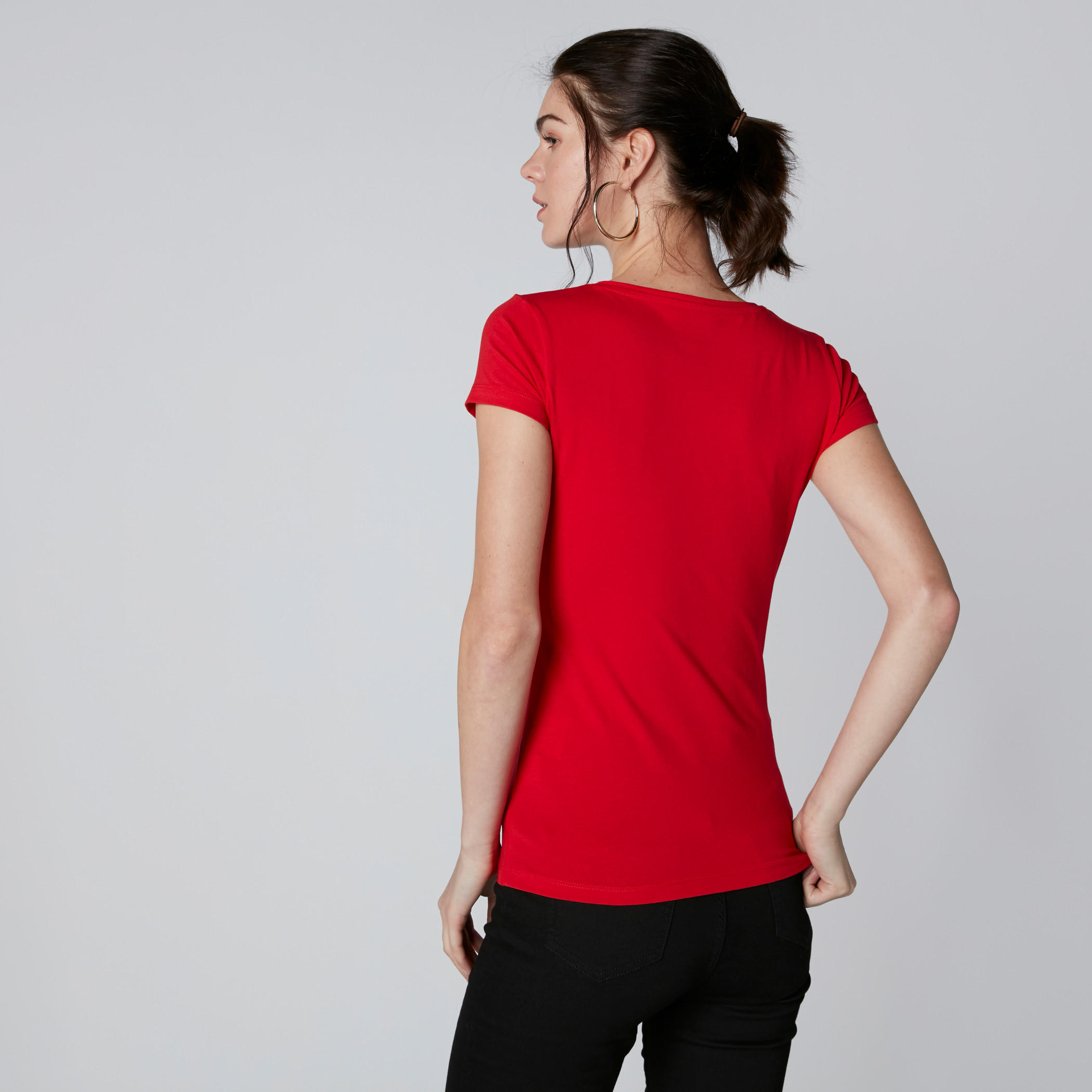 تيشيرت بياقة V وأكمام قصيرة-women-clothing-tshirts-image-2