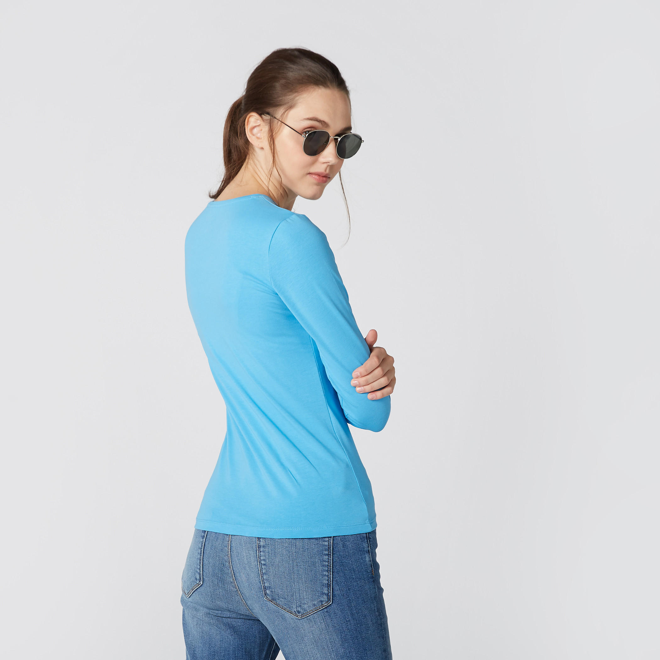 تيشيرت بياقة ضيقة وأكمام طويلة-women-clothing-tshirts-image-1