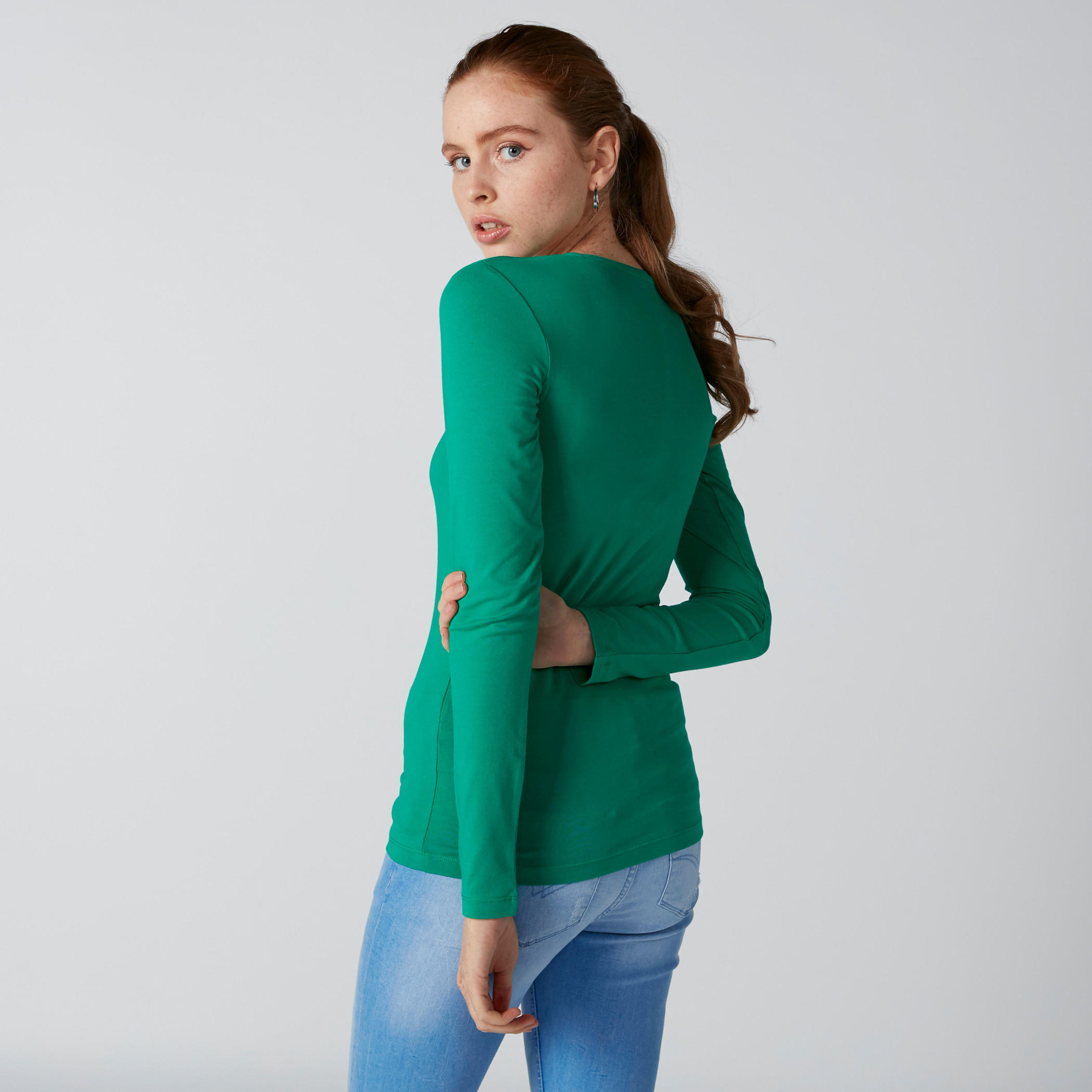 تيشيرت بياقة دائرية وأكمام طويلة-women-clothing-tshirts-image-2