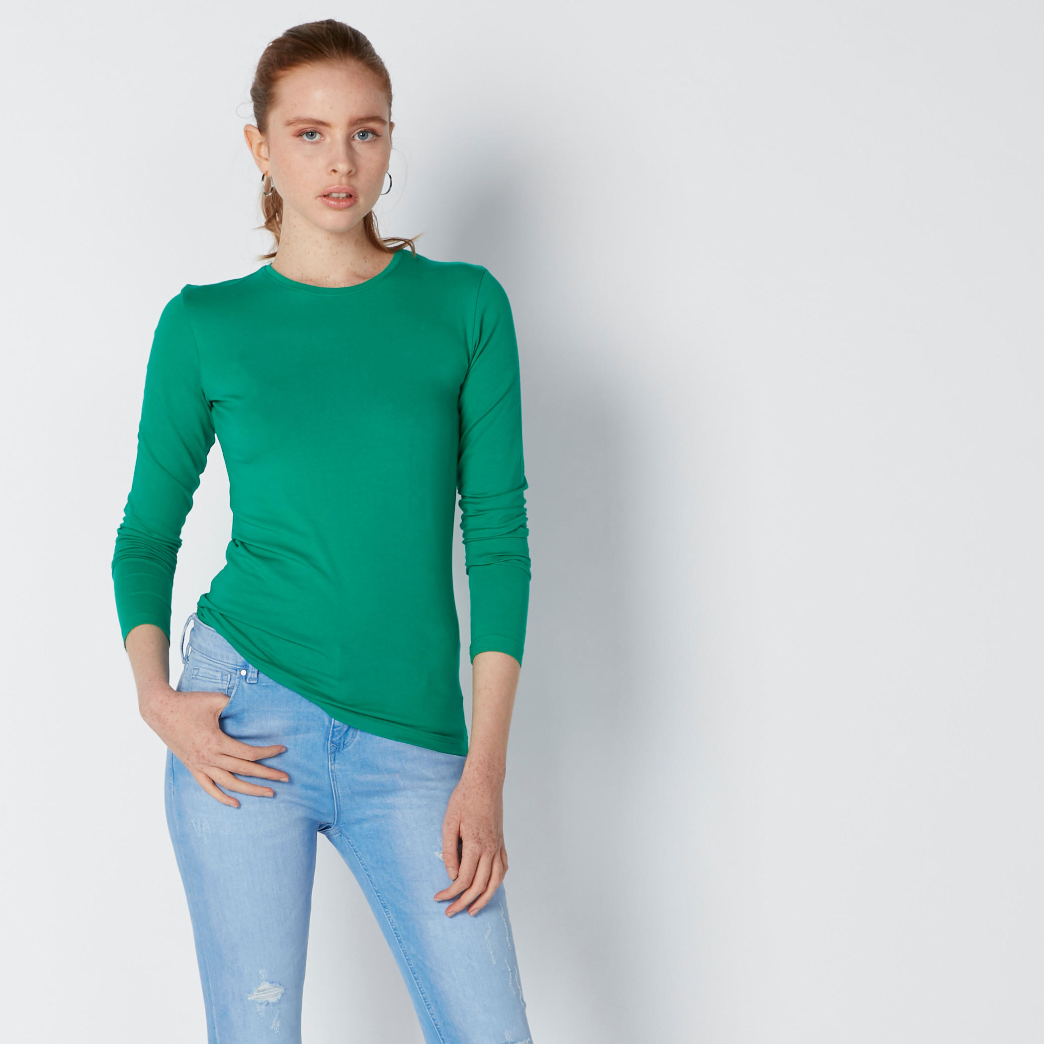 تيشيرت بياقة دائرية وأكمام طويلة-women-clothing-tshirts-image-3
