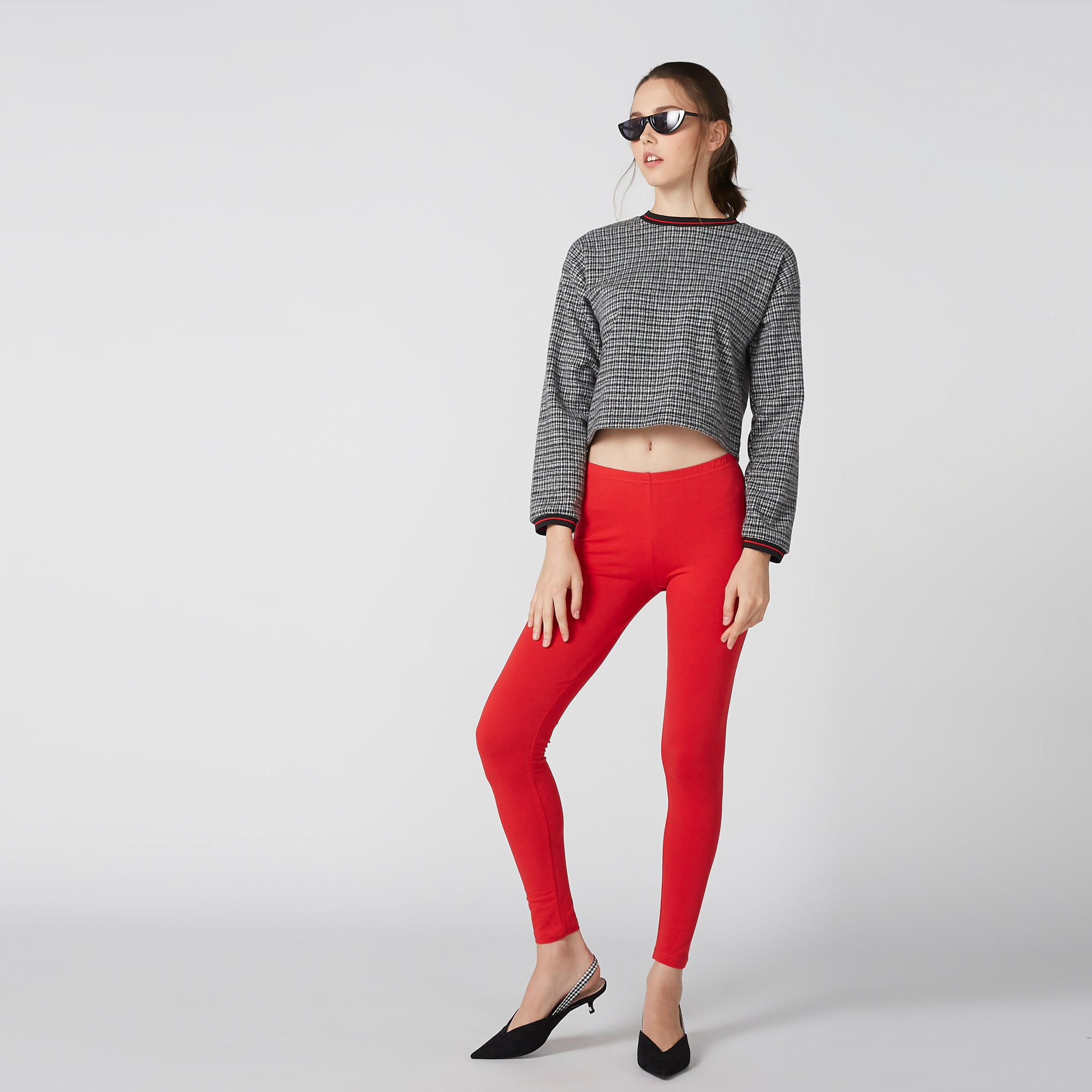 بنطال ليقنز طويل بخصر مطّاطي-women-clothing-bottoms-leggings-image-2