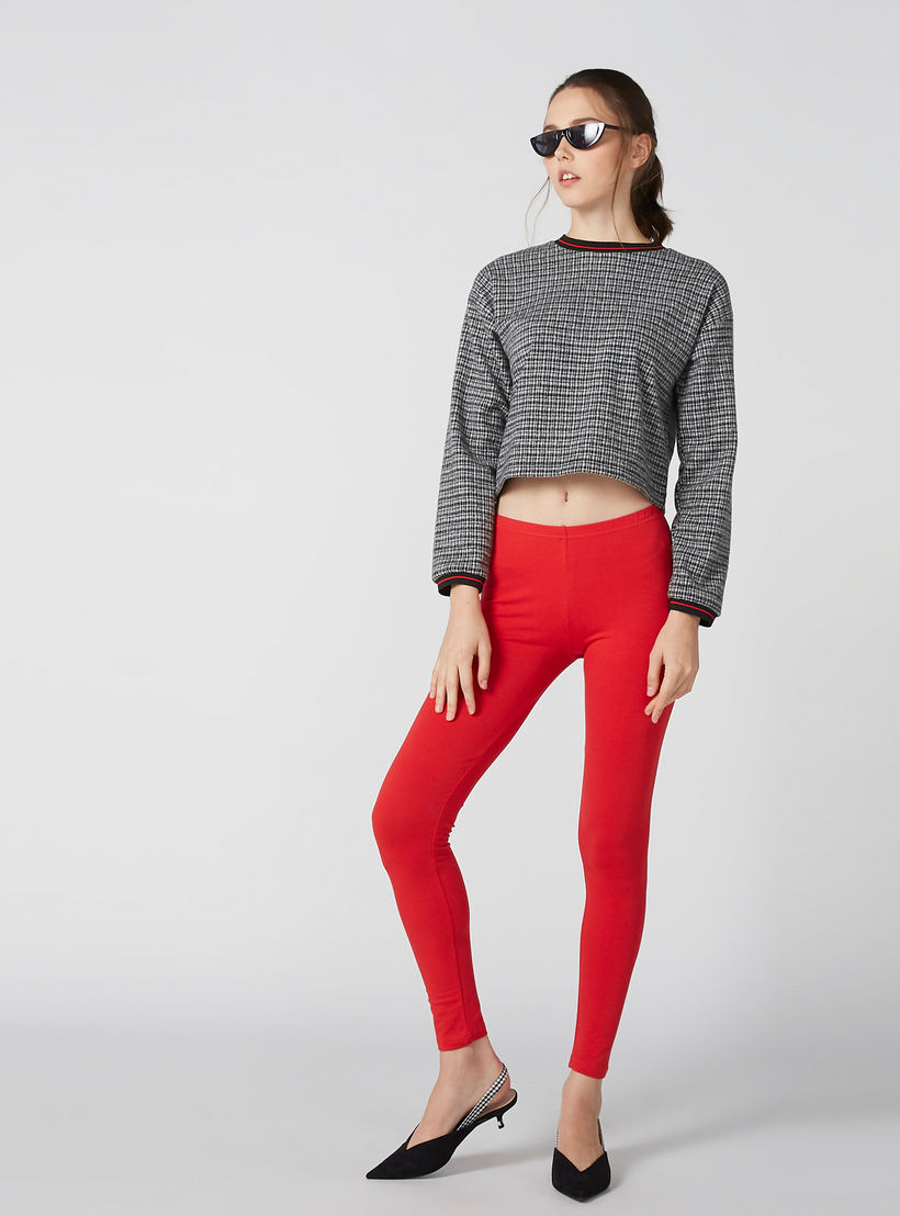 بنطال ليقنز طويل بخصر مطّاطي-women-clothing-bottoms-leggings-image-2