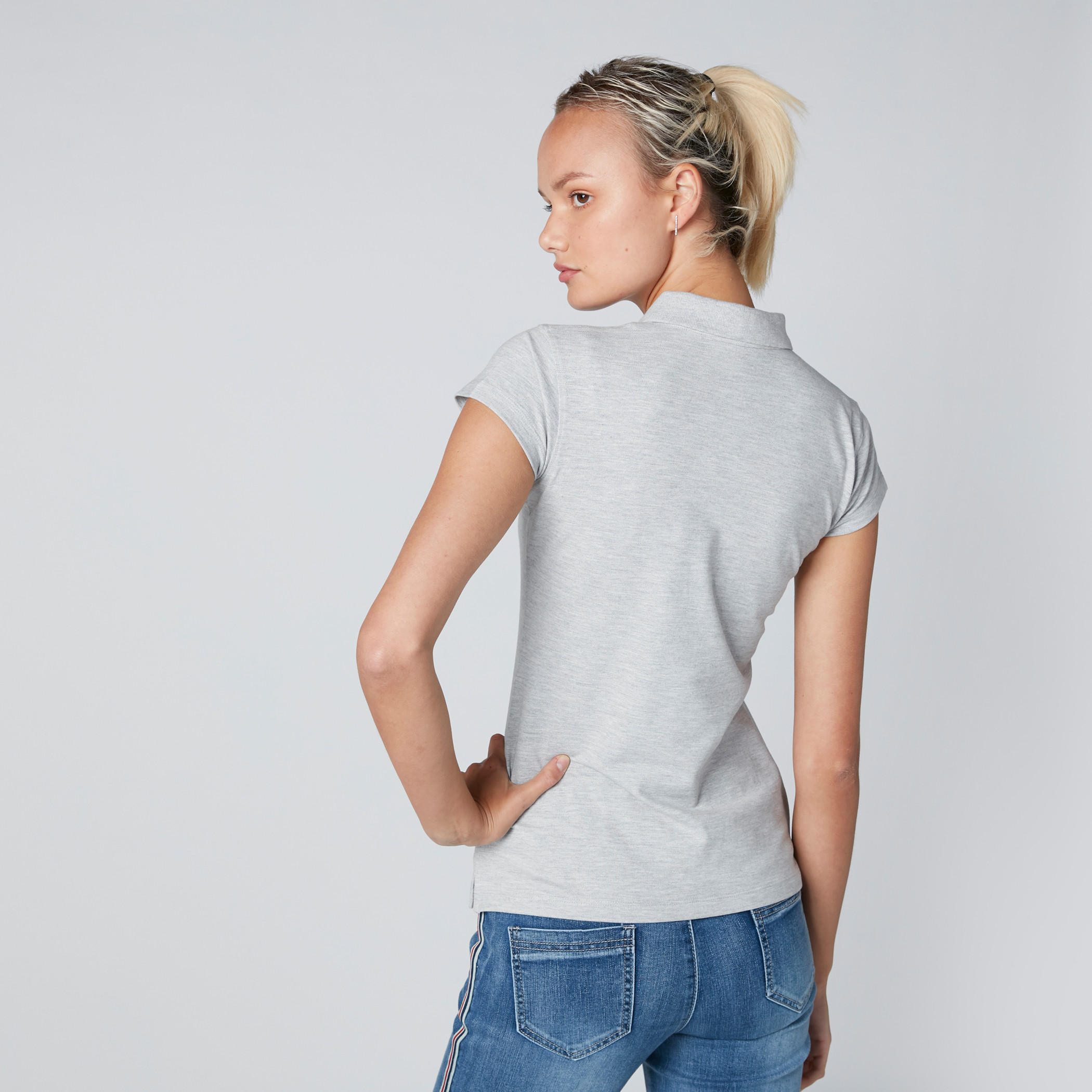تيشيرت بياقة بولو وأكمام كاب-women-clothing-tshirts-image-3