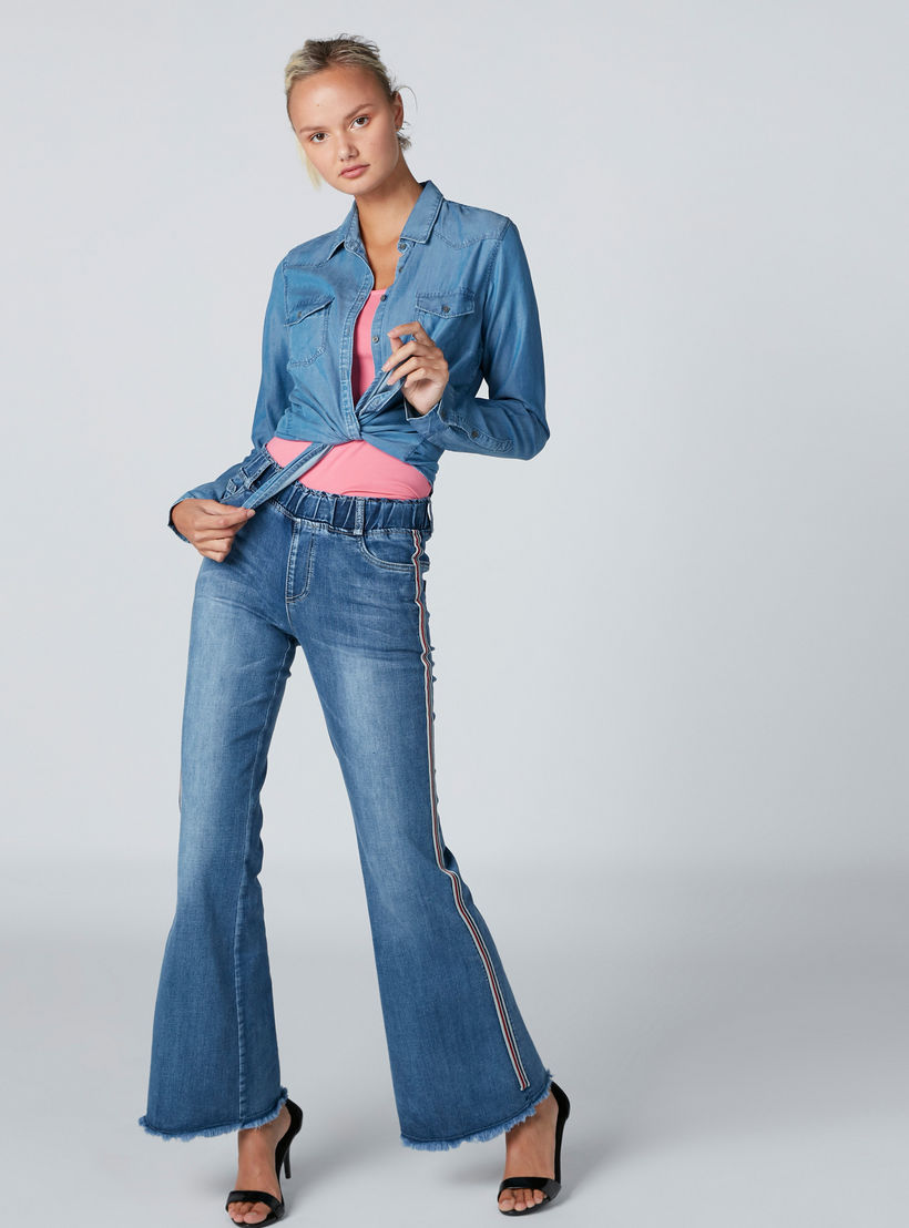 فيست بياقة عميقة وحمّالات رفيعة-women-clothing-tshirts-image-1