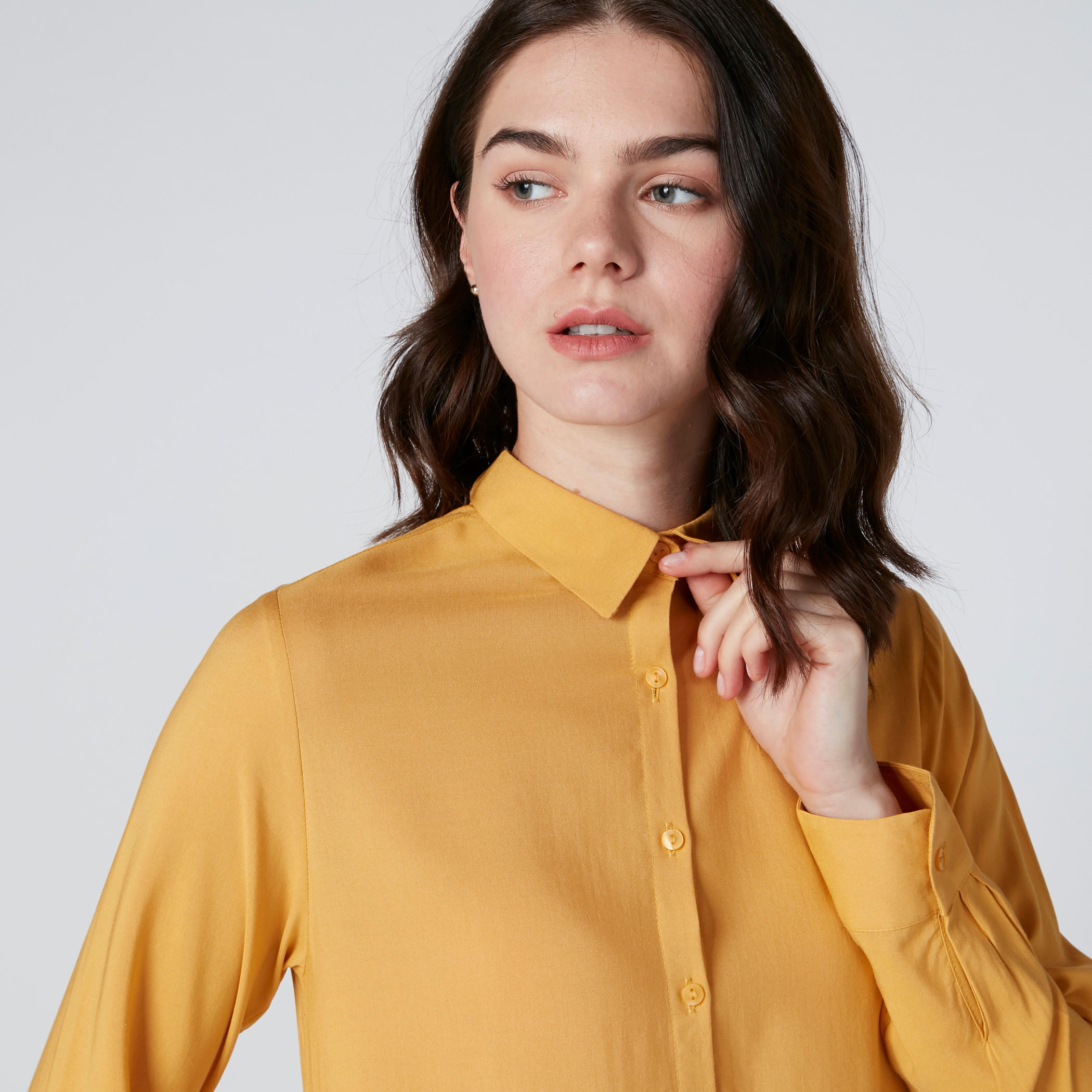 قميص بأكمام طويلة وأزرار-women-clothing-shirtsandblouses-shirts-image-1