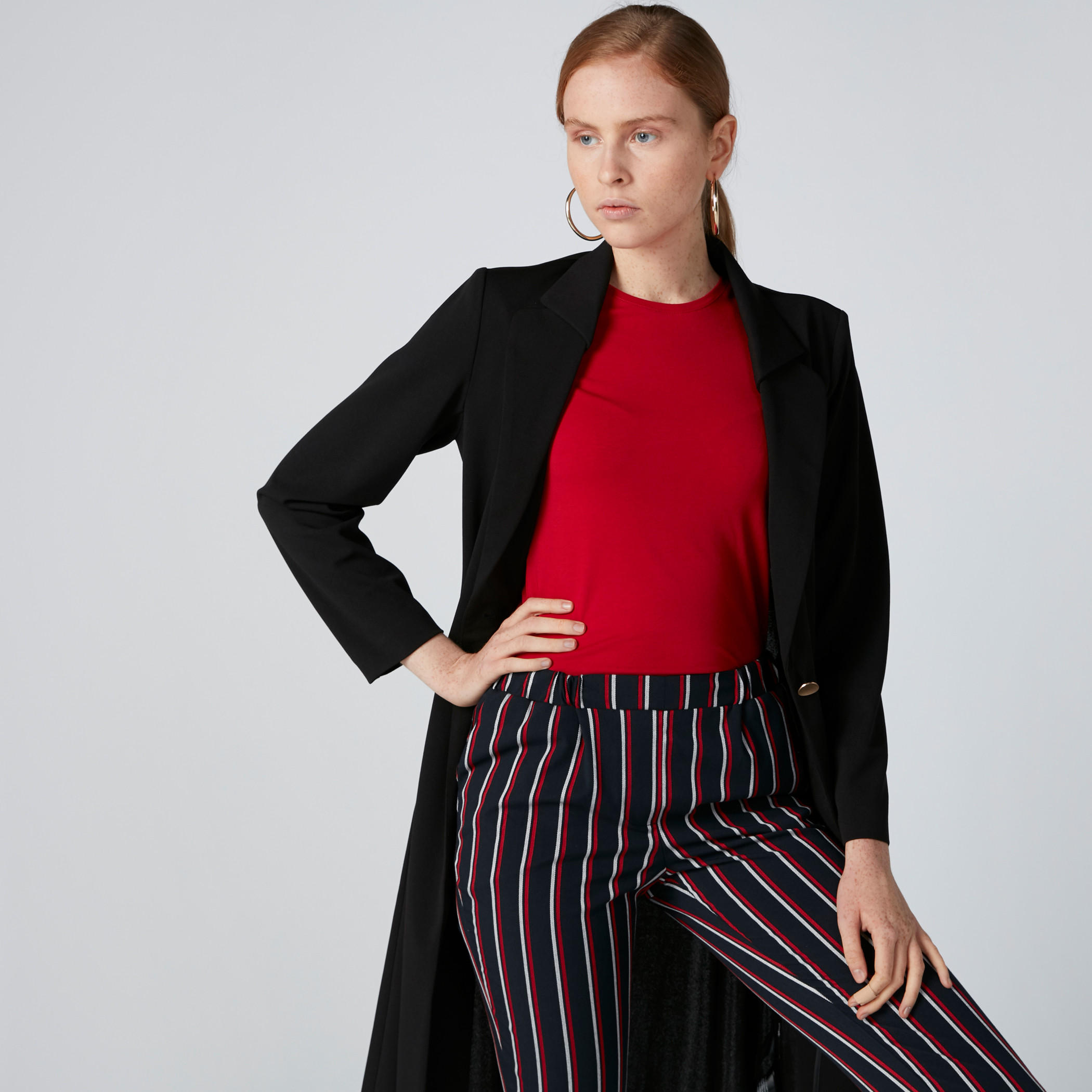 تيشيرت بياقة ضيقة وبأكمام قصيرة-women-clothing-tshirts-image-1