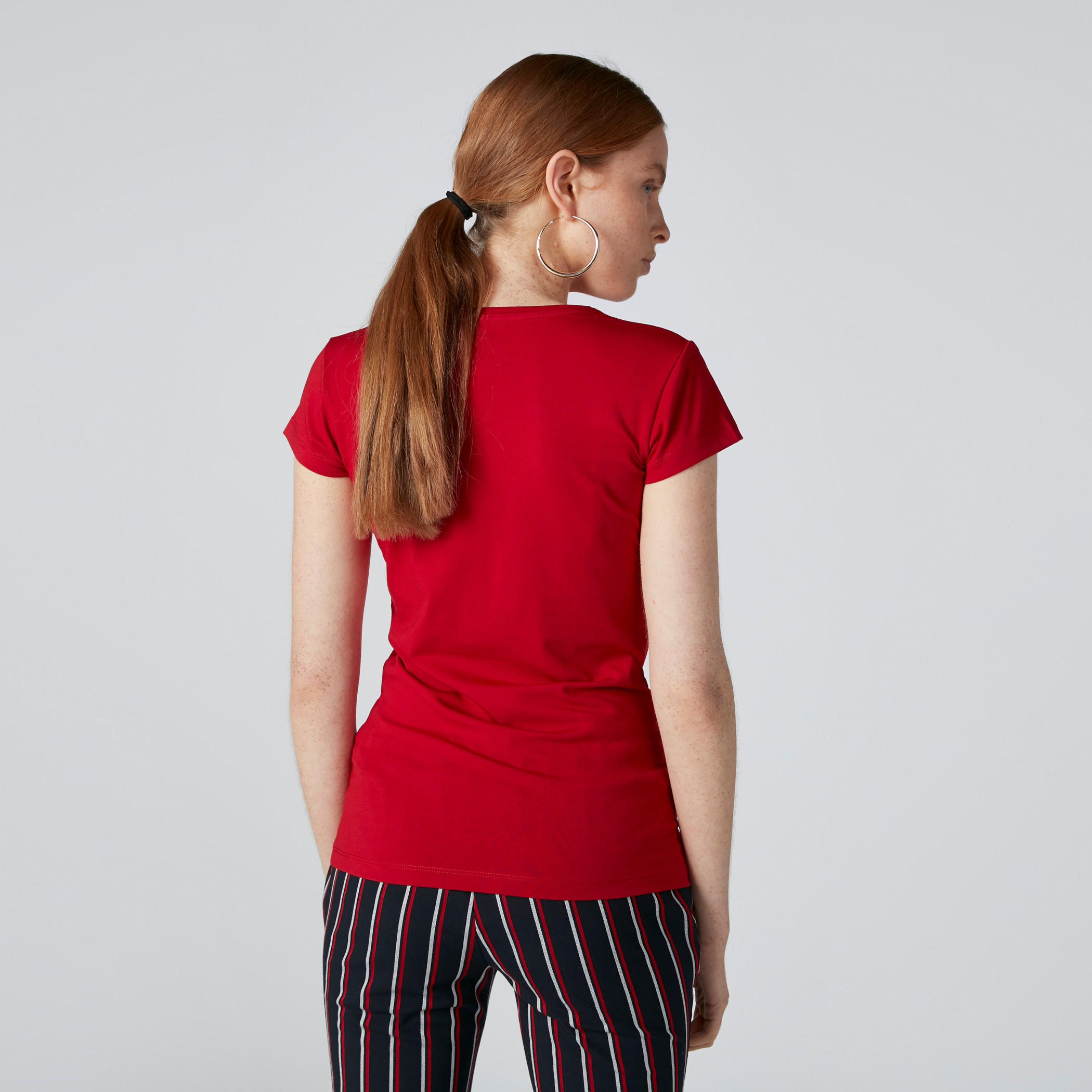 تيشيرت بياقة ضيقة وبأكمام قصيرة-women-clothing-tshirts-image-2