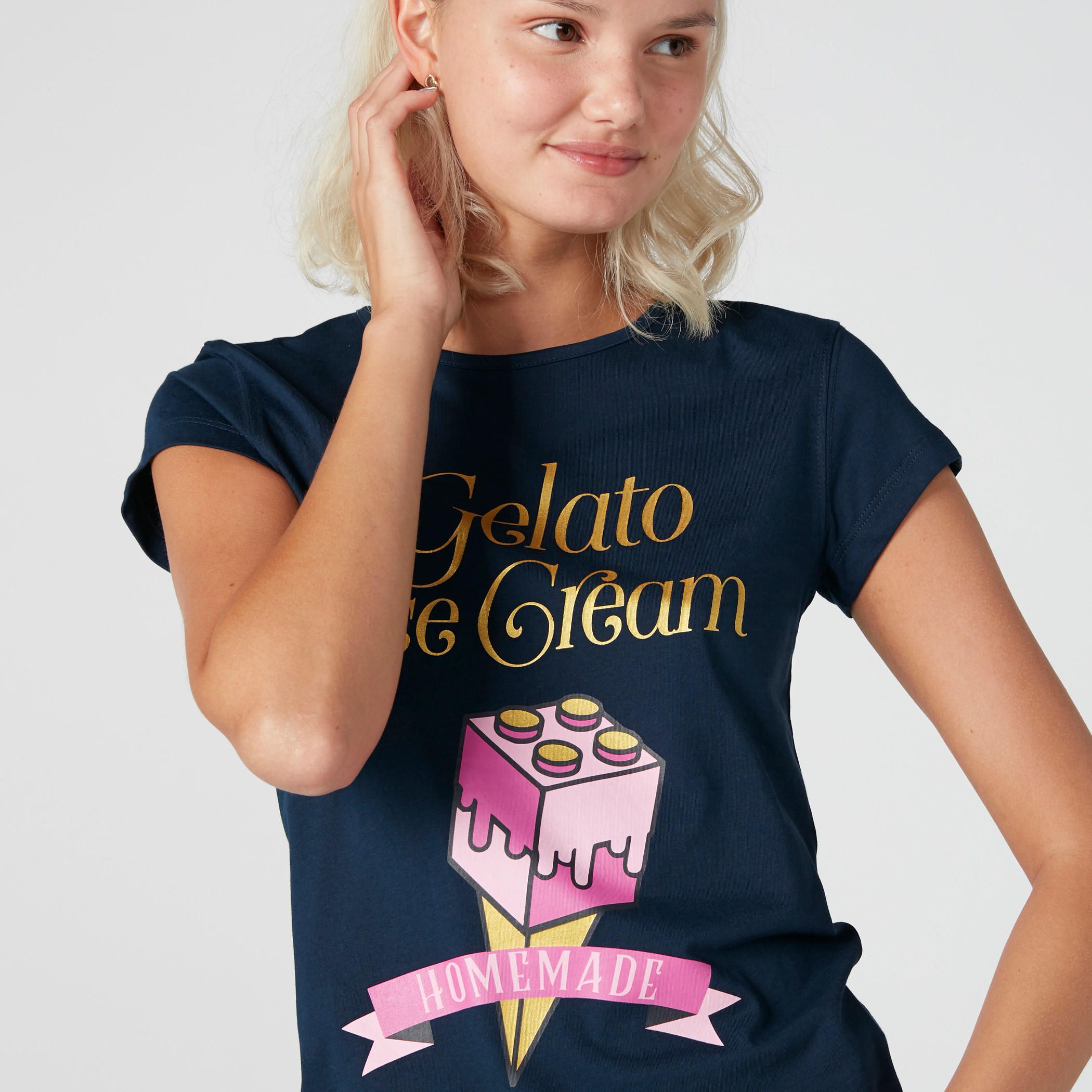 تيشيرت بياقة مستديرة وأكمام كاب وطبعات آيس كريم-women-clothing-tshirts-image-4