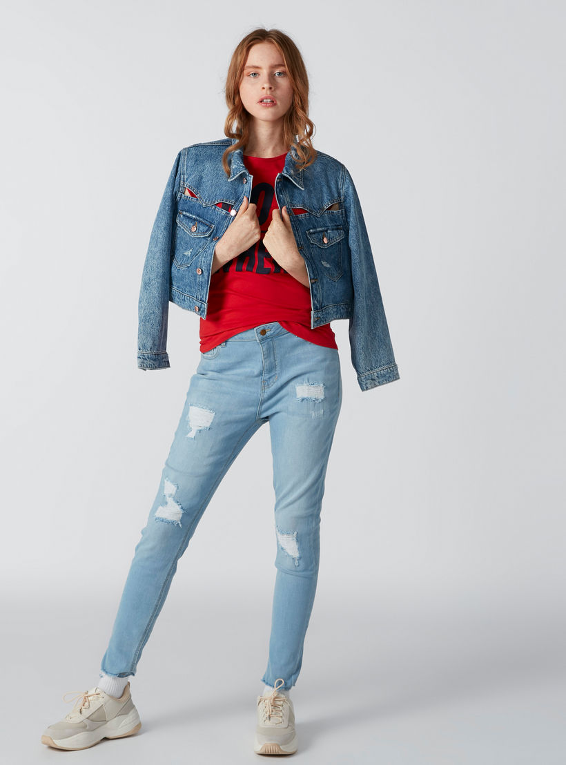 تيشيرت بطبعات بقصّة سليم وياقة مستديرة وأكمام كاب-women-clothing-tshirts-image-1
