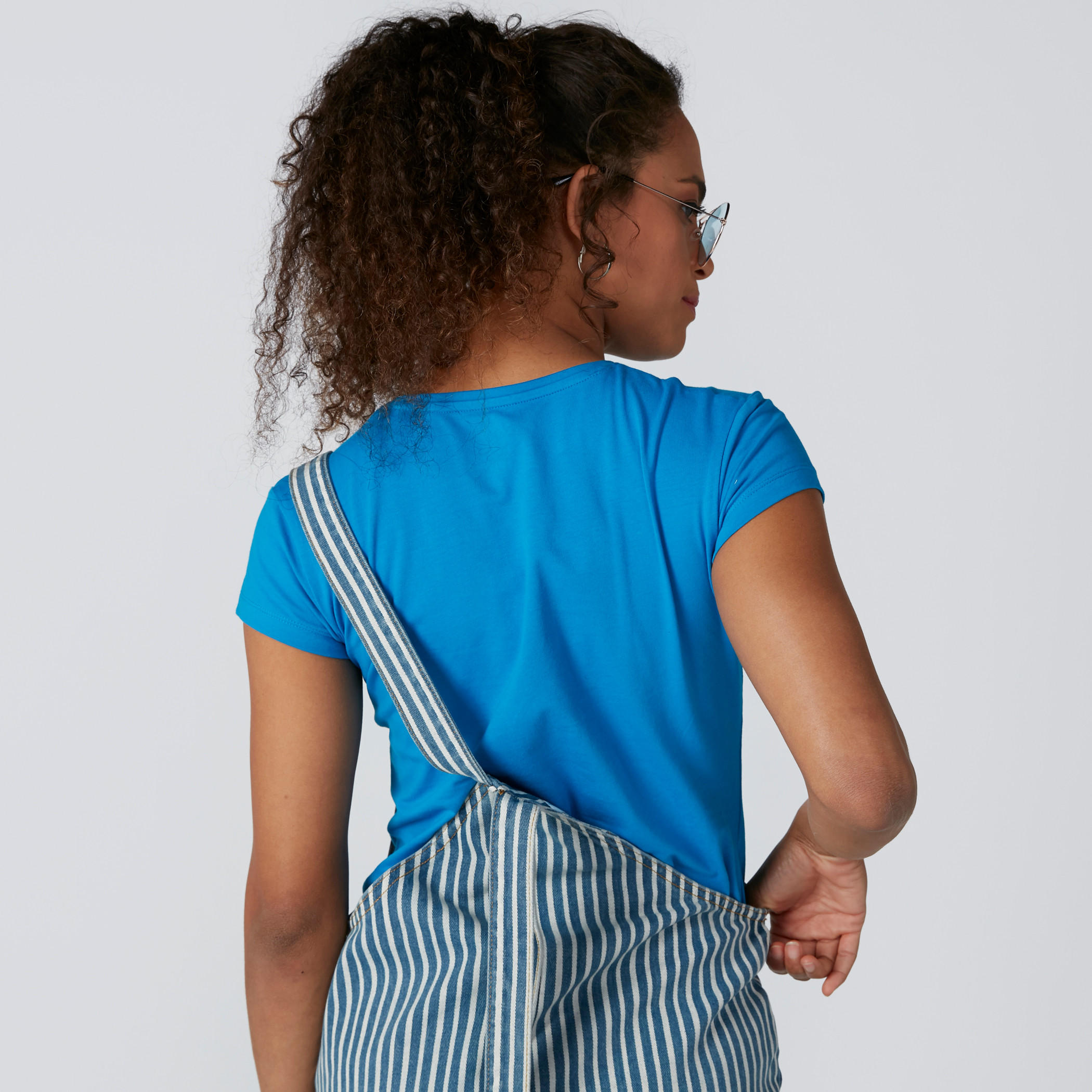 تيشيرت بياقة مستديرة وأكمام قصيرة-women-clothing-tshirts-image-2