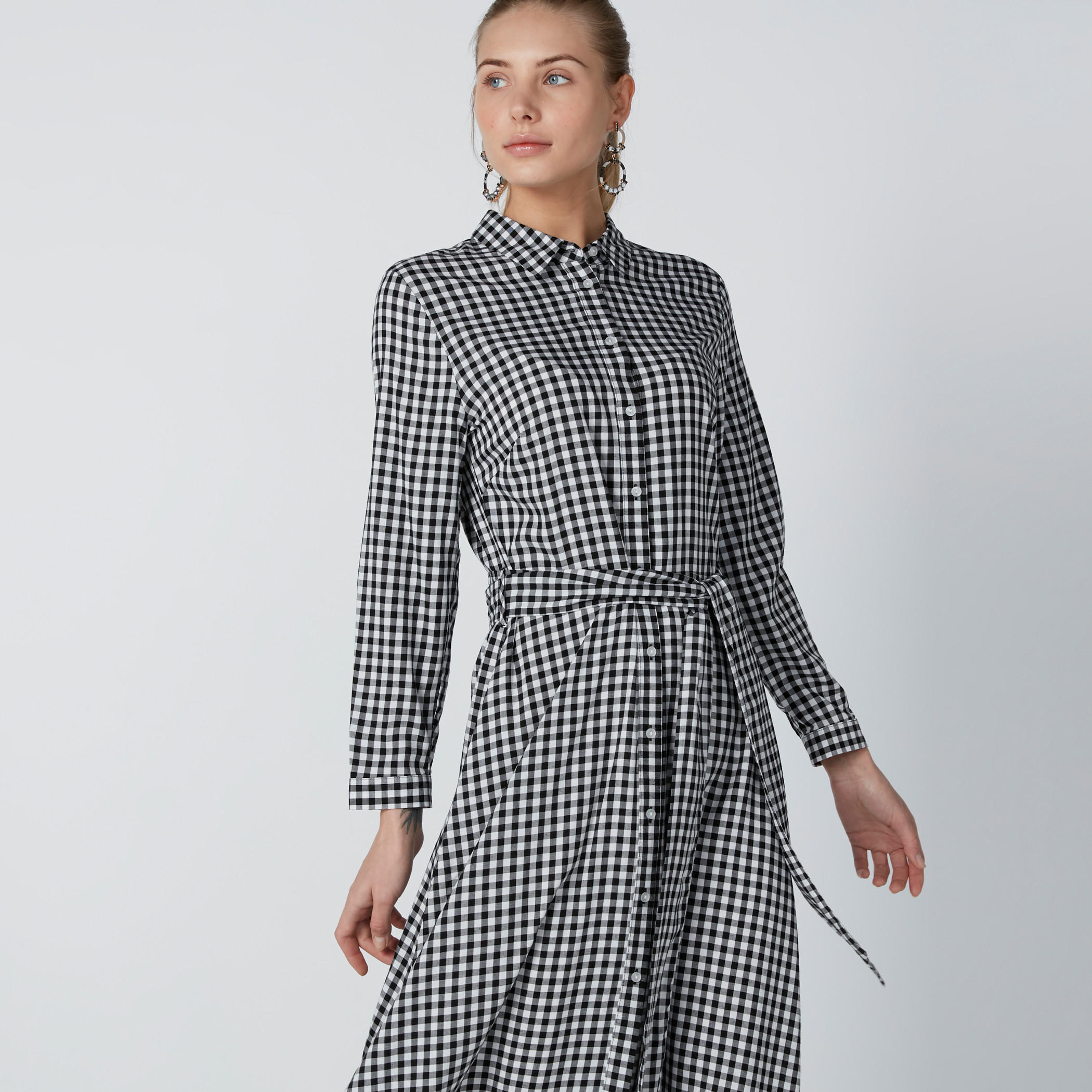 فستان قميص طويل كاروهات بأكمام طويلة وأزرار-women-clothing-dresses-image-1