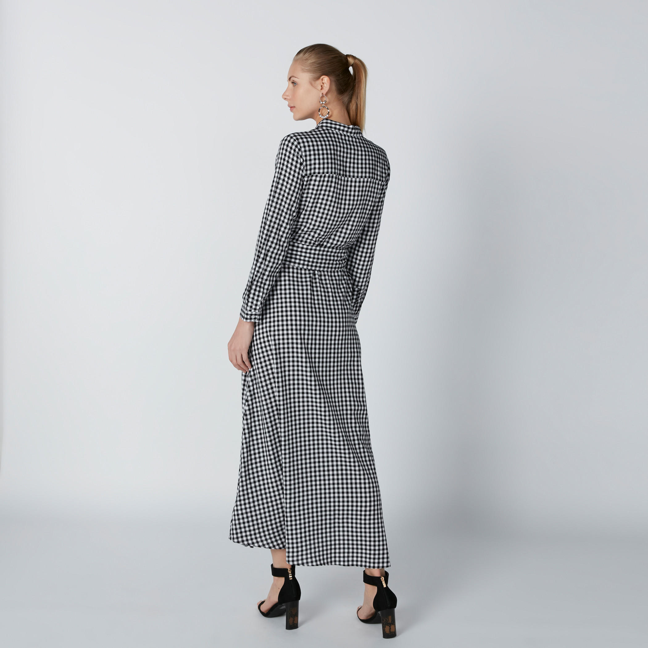 فستان قميص طويل كاروهات بأكمام طويلة وأزرار-women-clothing-dresses-image-2