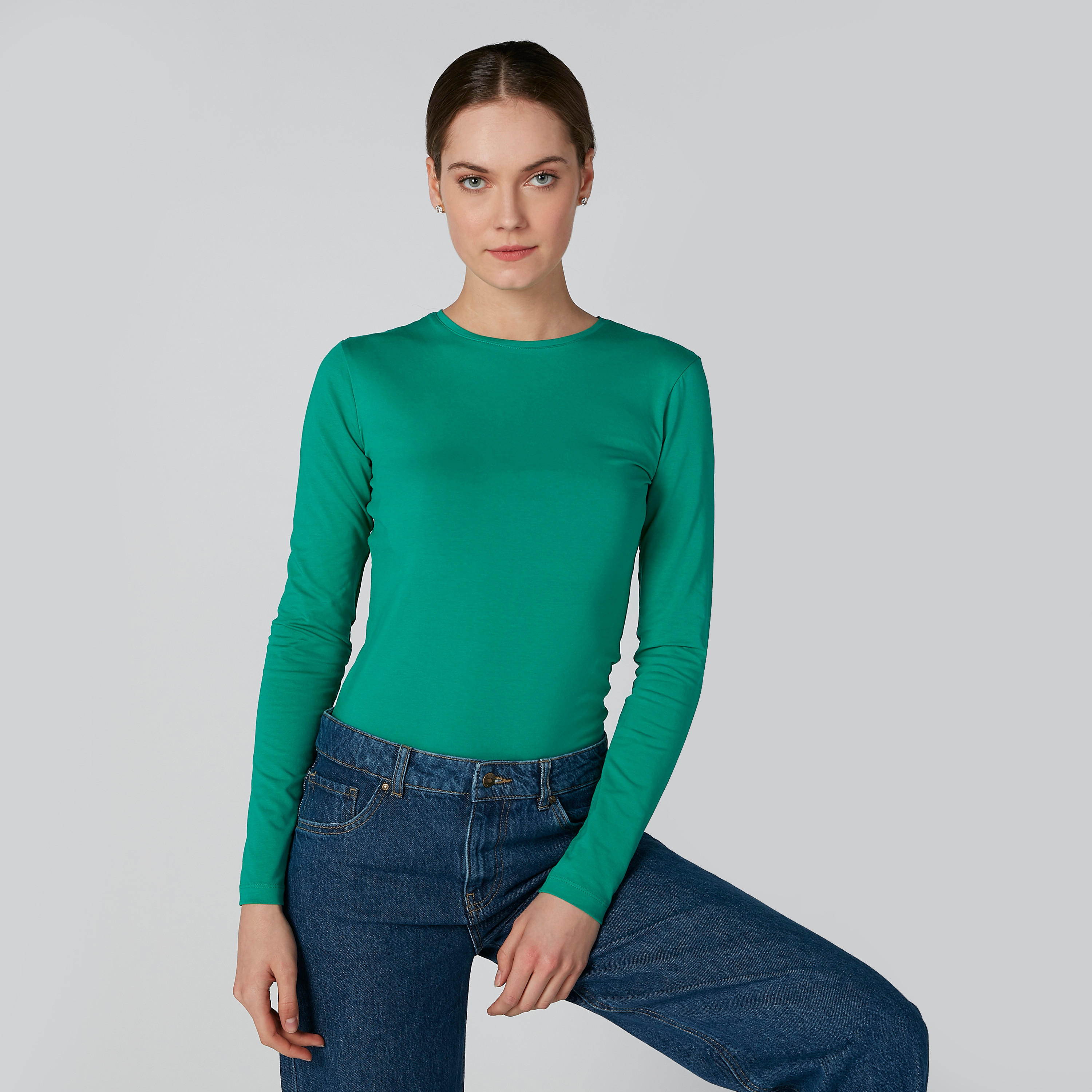 تيشيرت سادة بياقة مستديرة وأكمام طويلة-women-clothing-tshirts-image-1