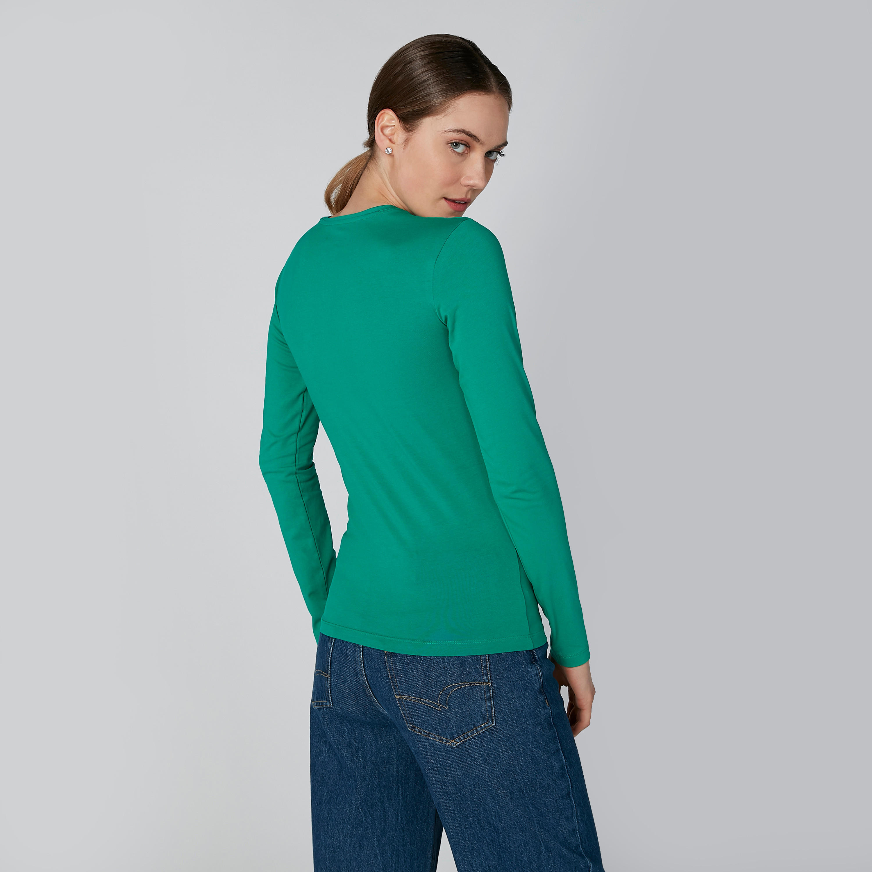 تيشيرت سادة بياقة مستديرة وأكمام طويلة-women-clothing-tshirts-image-2