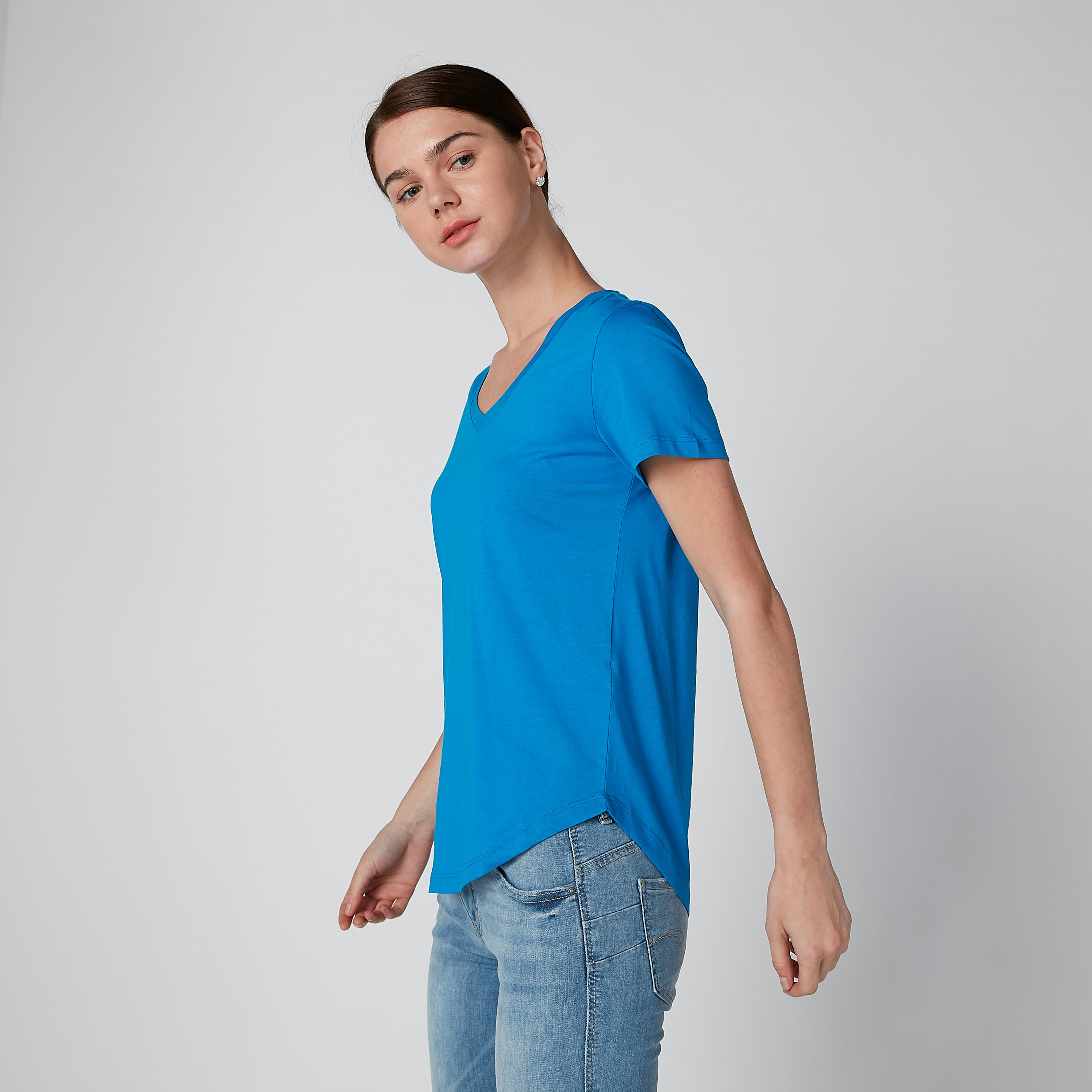 Solid T-Shirt with V-neck and Asymmetric Hem-women-clothing-tshirts-image-1