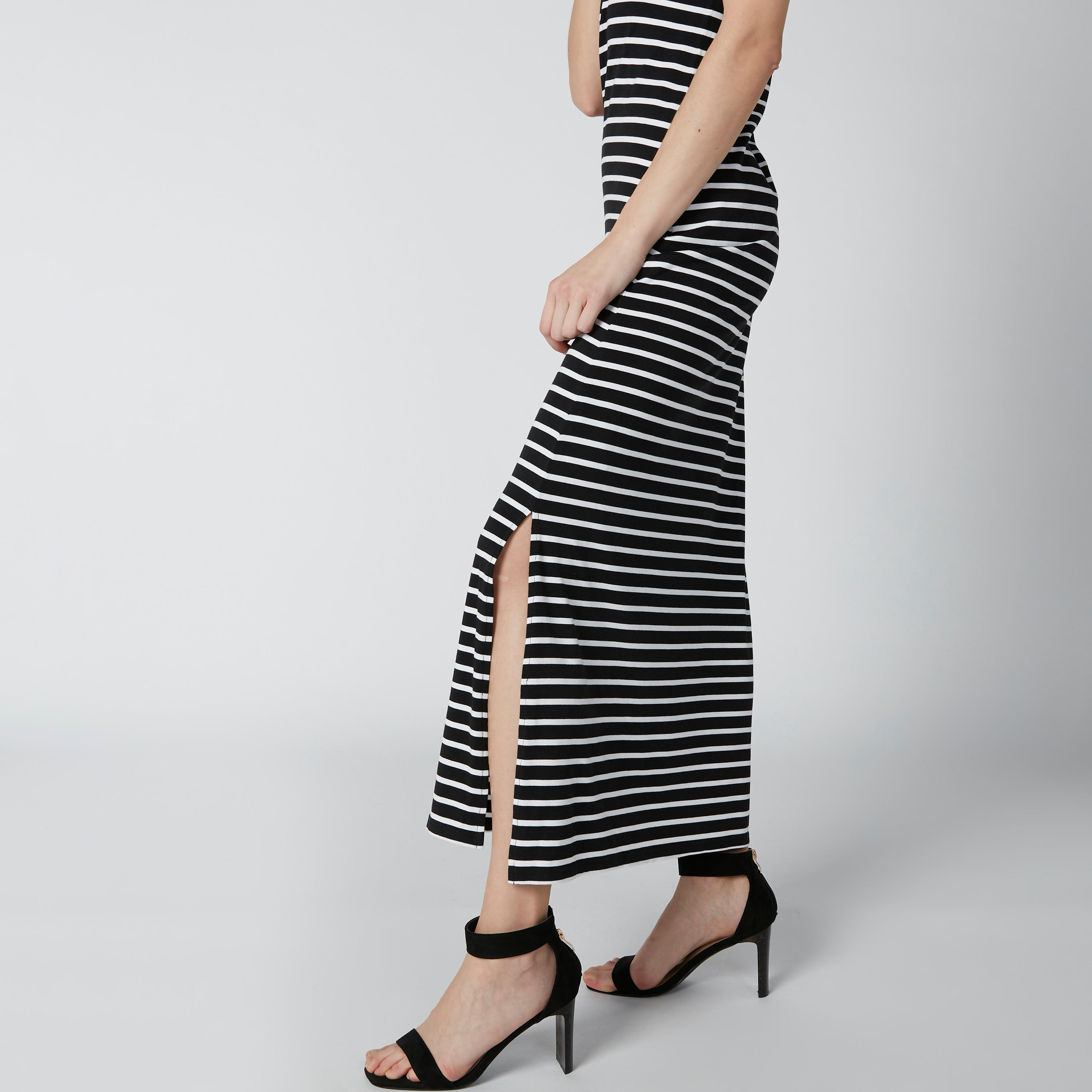 فستان مستدام مقلّم طويل بفتحة جانبية-women-clothing-dresses-image-4