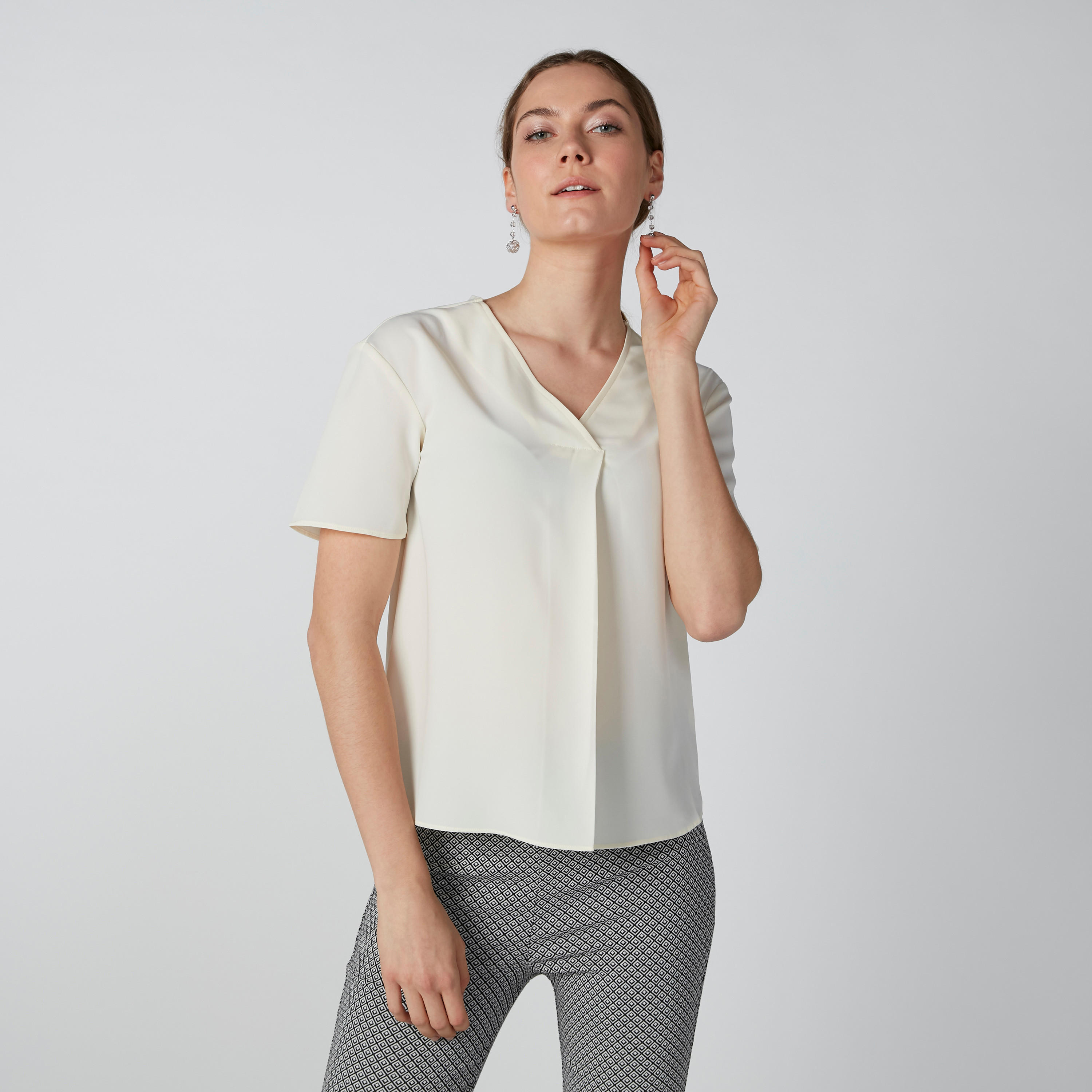 Short Sleeves Top with V-Neck-women-clothing-shirtsandblouses-blouses-image-2