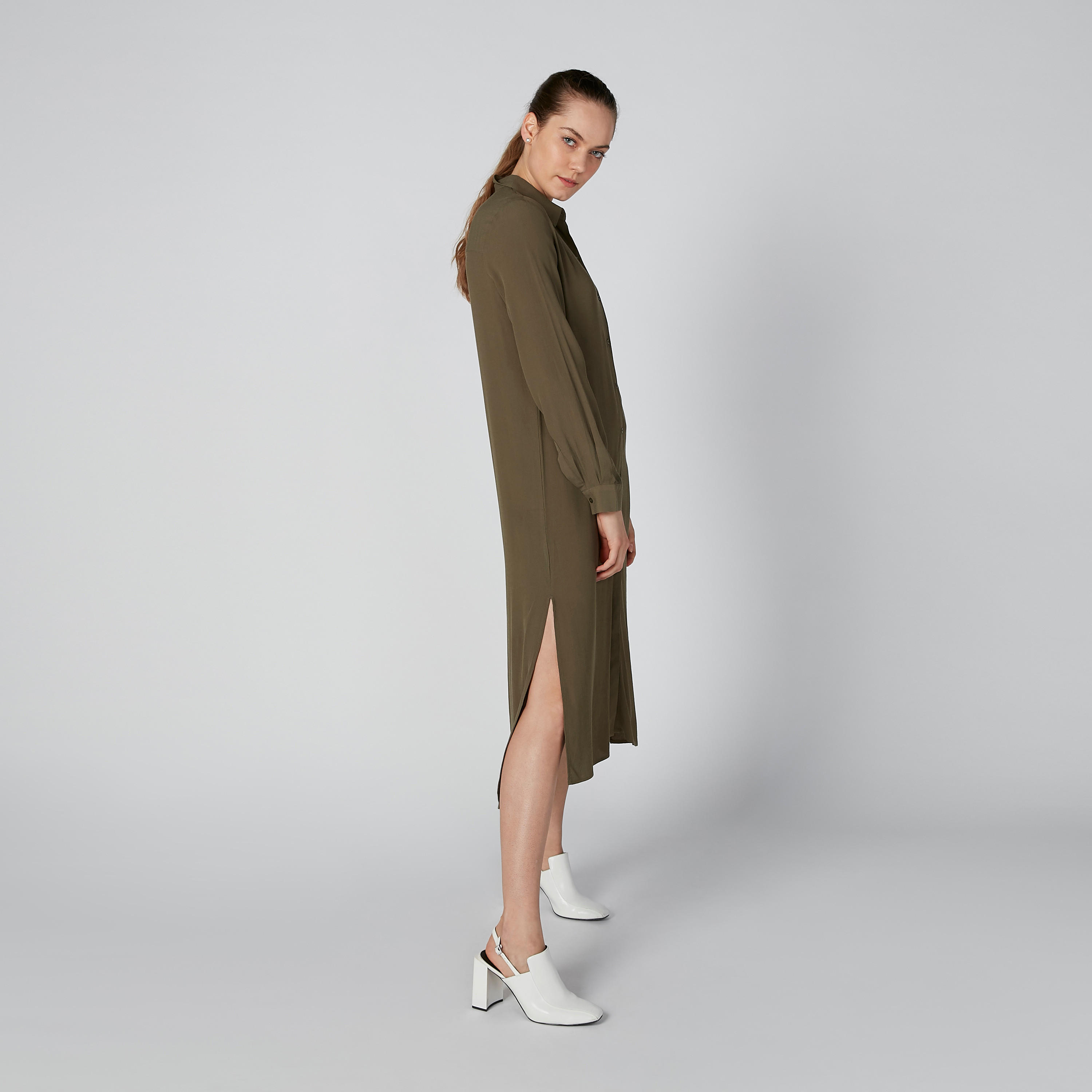 فستان قميص سادة متوسط الطول بأكمام طويلة وفتحة-women-clothing-dresses-image-4