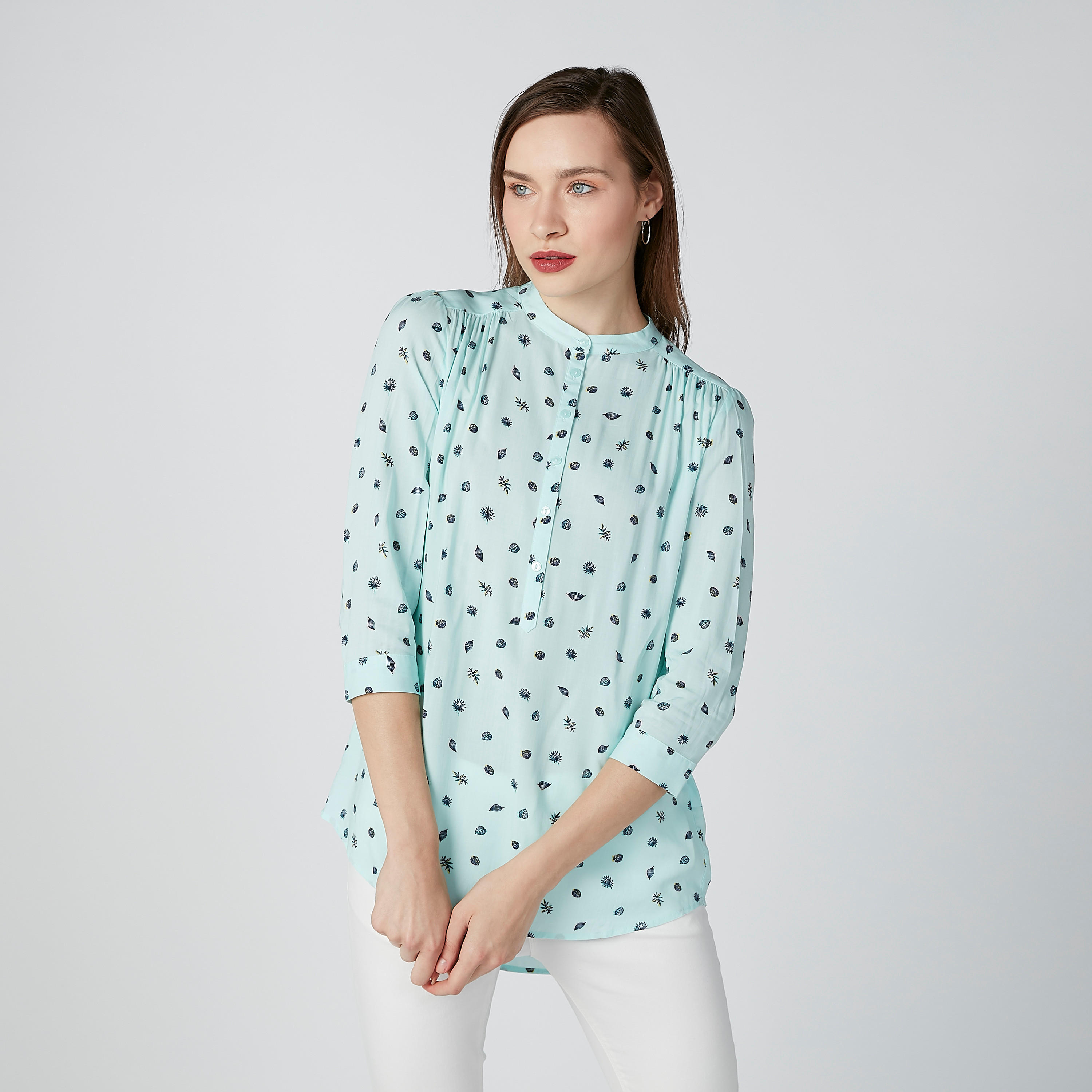 بلوزة بياقة ماندارين وأكمام 3/4 وطبعات-women-clothing-shirtsandblouses-blouses-image-1