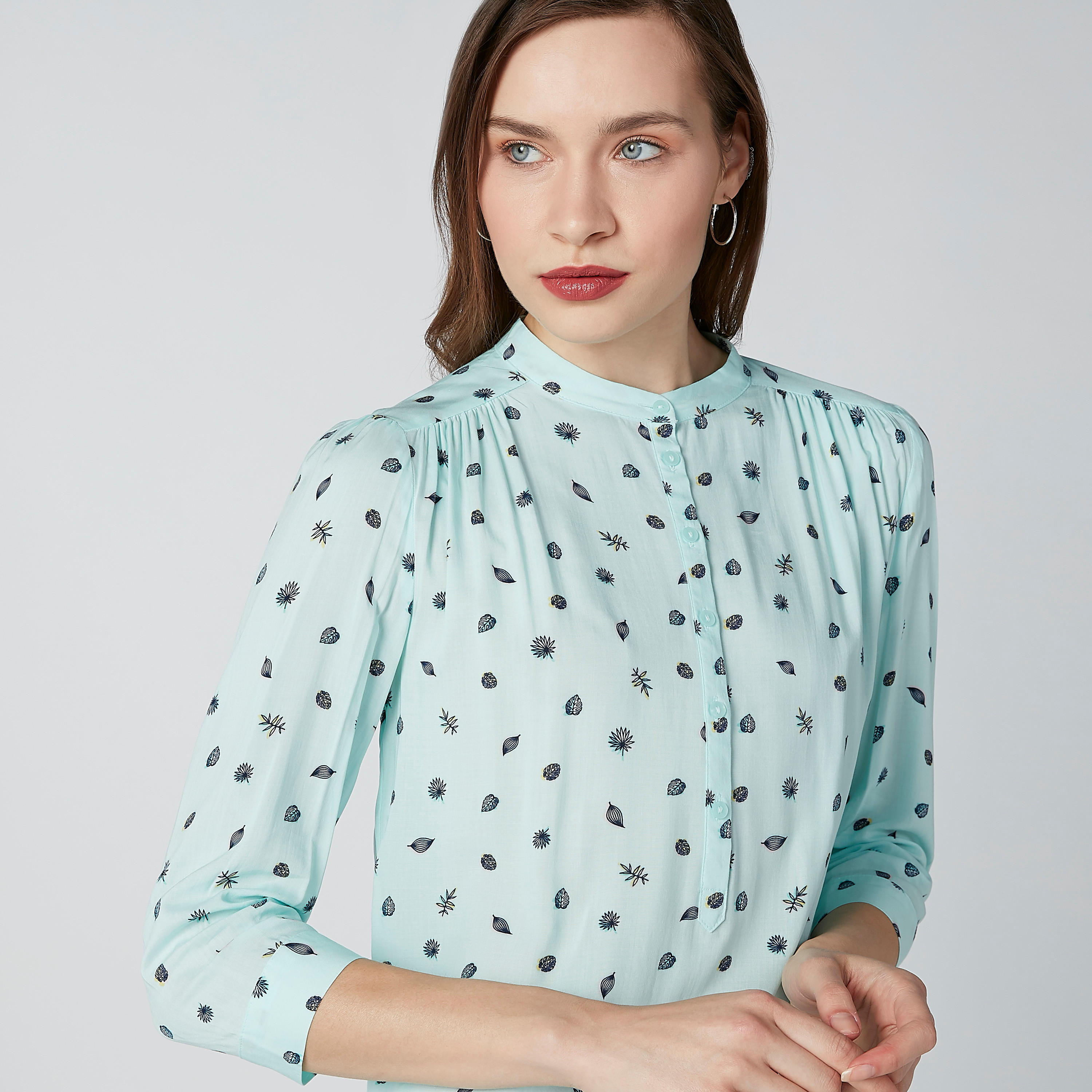 بلوزة بياقة ماندارين وأكمام 3/4 وطبعات-women-clothing-shirtsandblouses-blouses-image-5