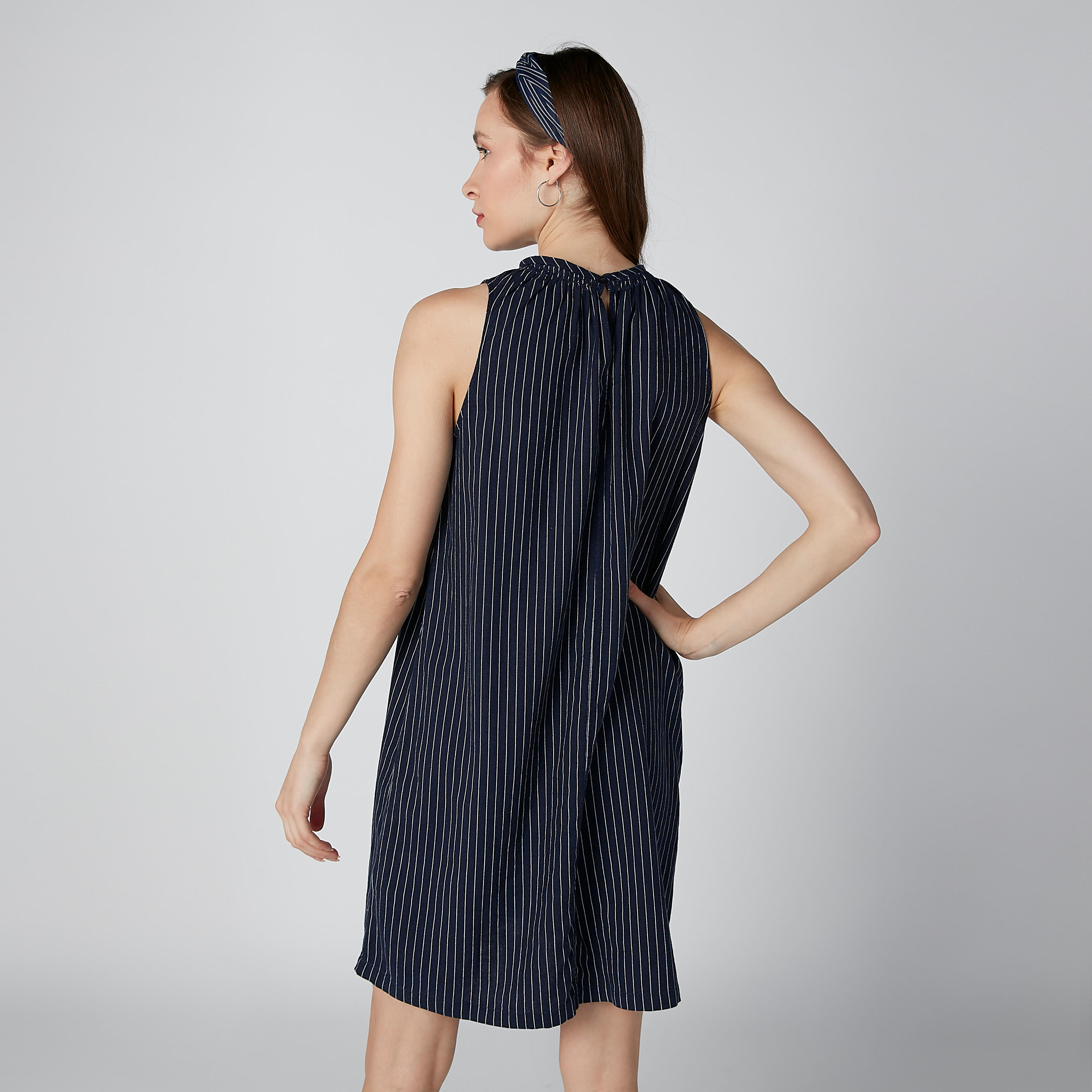 تونيك مقلّم دون أكمام بياقة مستديرة-women-clothing-shirtsandblouses-blouses-image-2