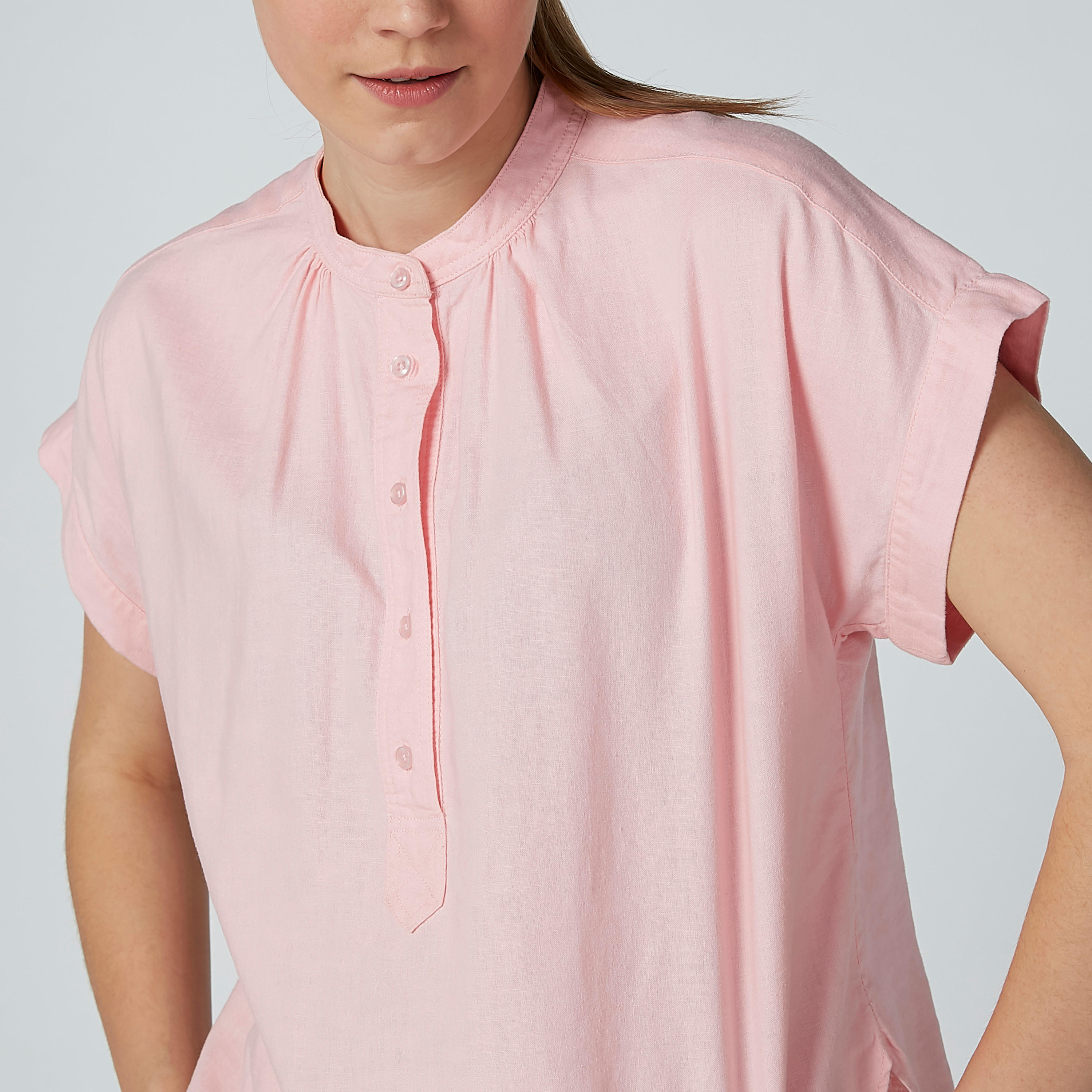 بلوزة سادة بياقة هينلي وأكمام كاب-women-clothing-shirtsandblouses-blouses-image-2