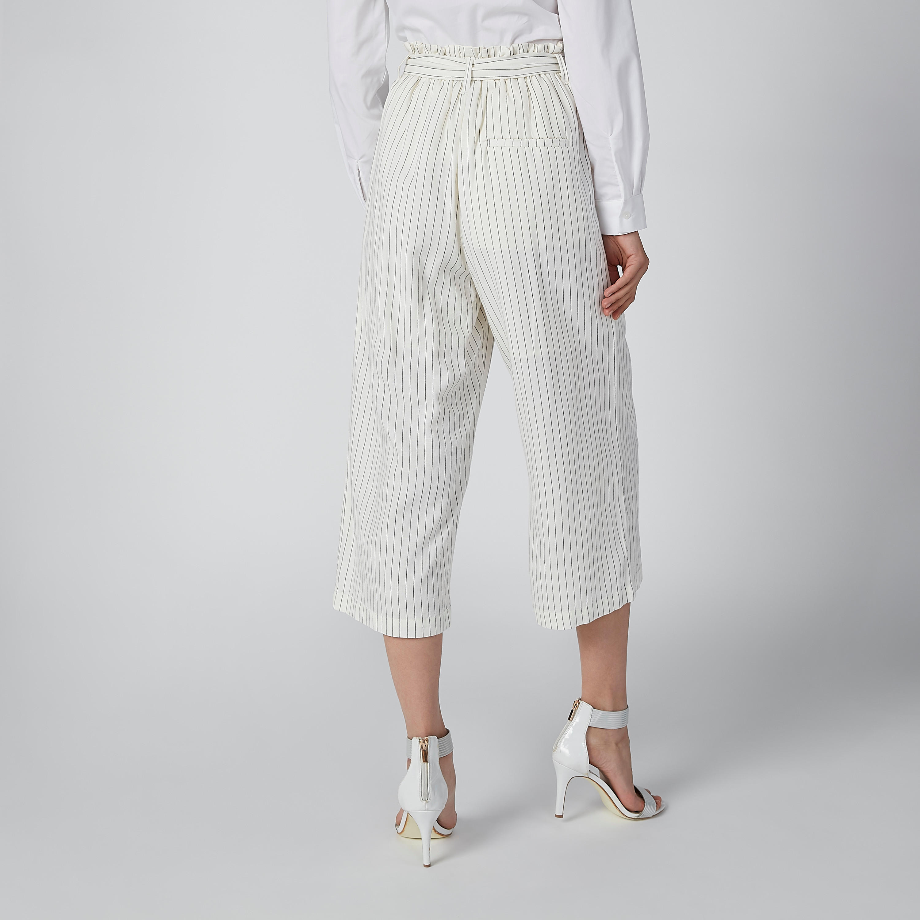 بنطال واسع الساقين رسمي مقلّم بقصّة واسعة ورباط-women-clothing-bottoms-trousers-image-2