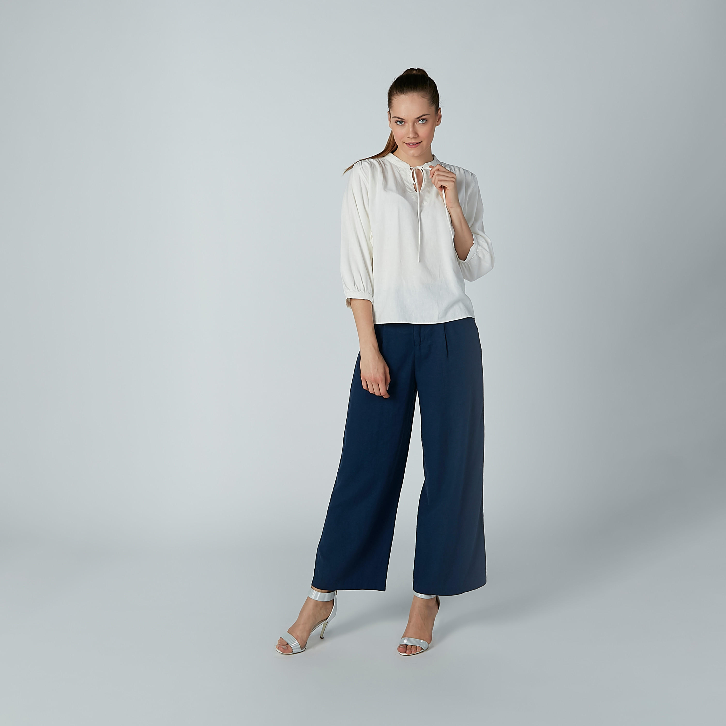 بنطال بالازو سادة بجيوب وحزام رباط-women-clothing-bottoms-trousers-image-2