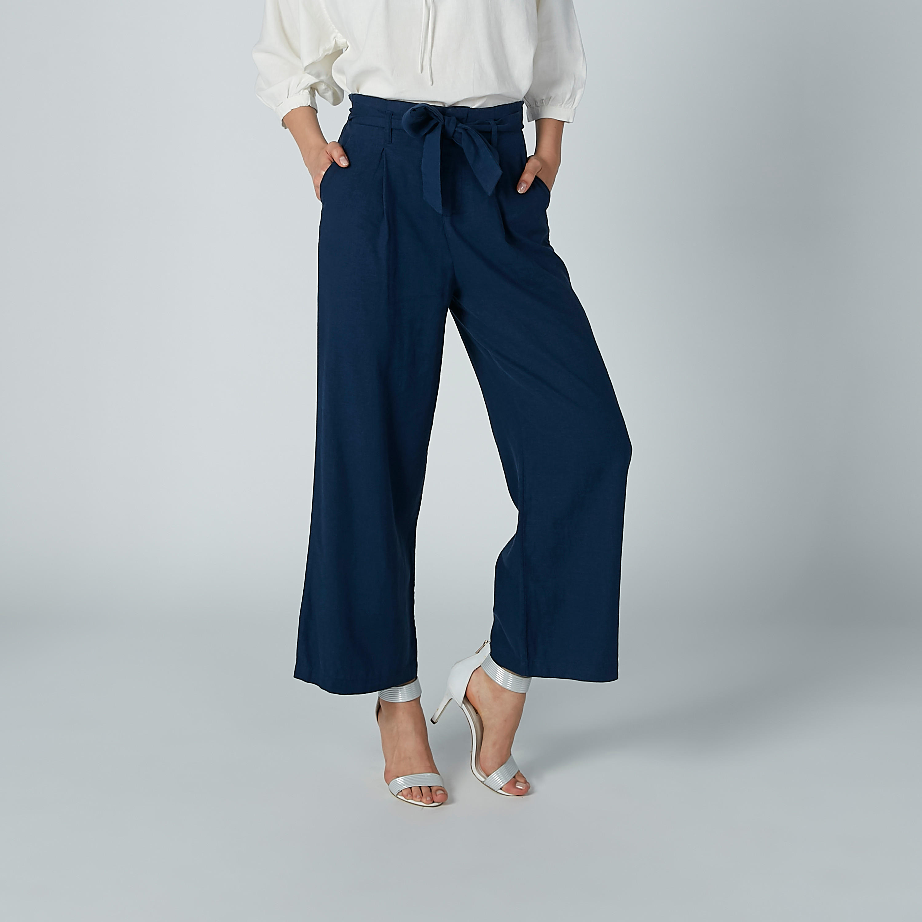 بنطال بالازو سادة بجيوب وحزام رباط-women-clothing-bottoms-trousers-image-3