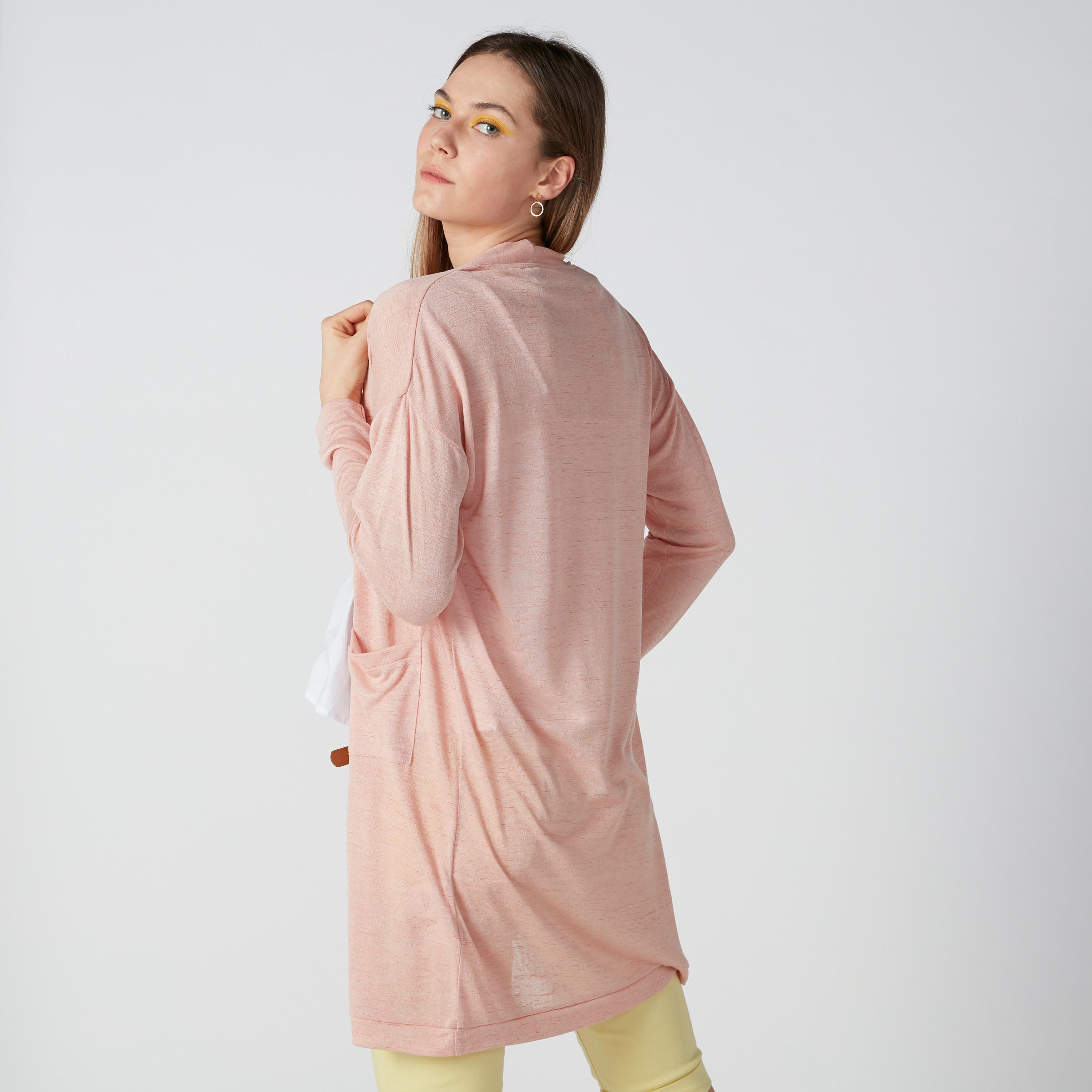 سترة مستدامة بأكتاف منسدلة وجيوب-women-winterwear-cardigansandjumpers-cardigans-image-2