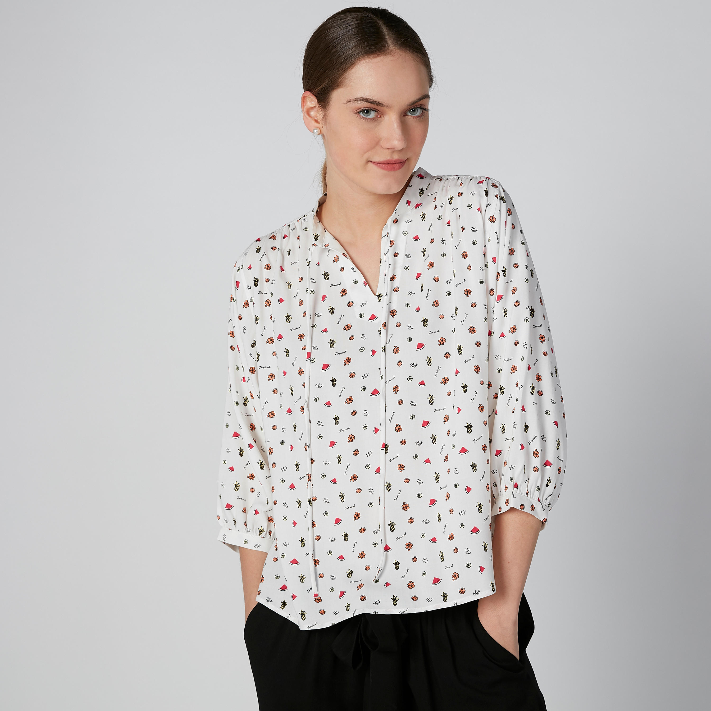 بلوزة بياقة V وأربطة وطبعات-women-clothing-shirtsandblouses-blouses-image-1