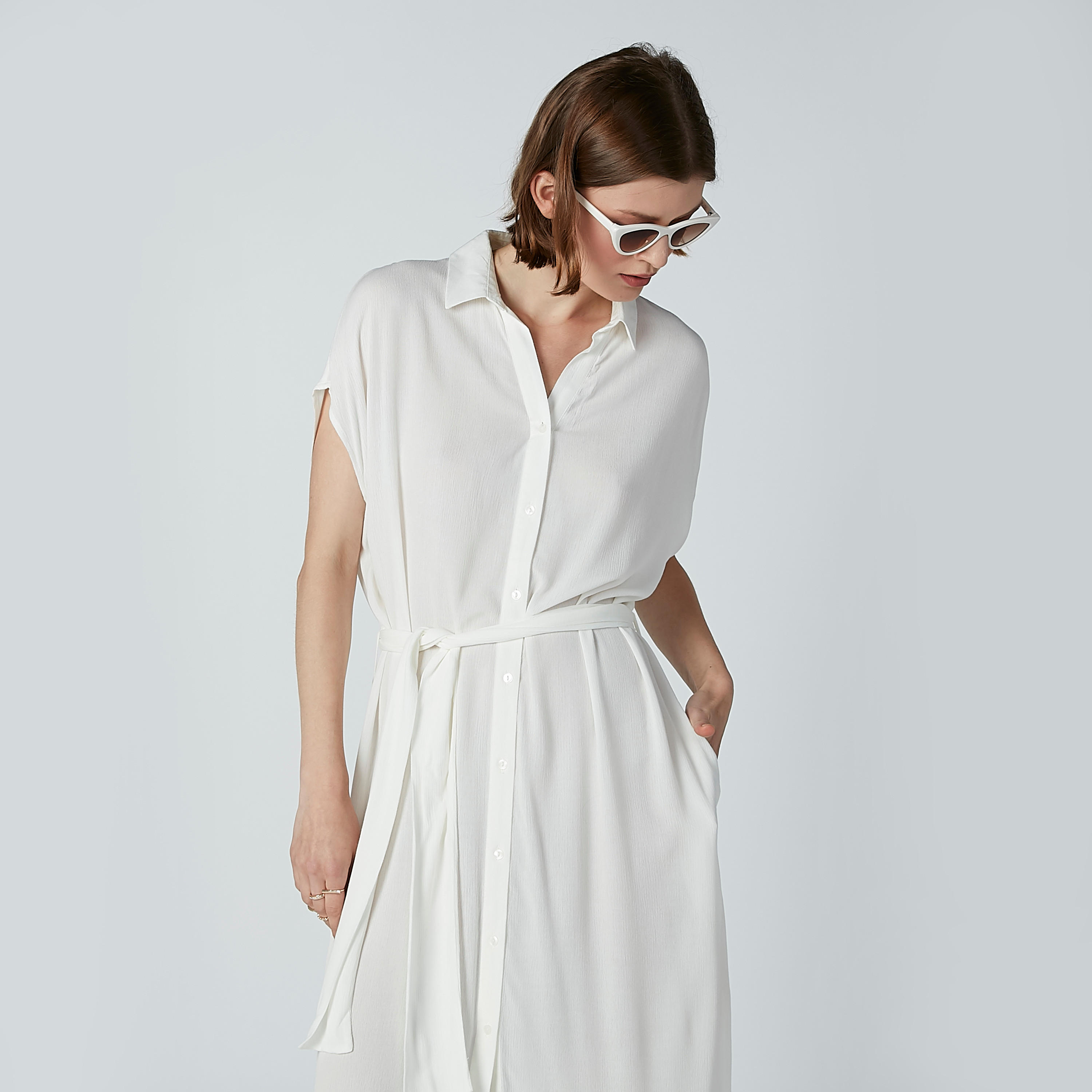 فستان قميص طويل سادة بأكمام كاب وجيوب-women-clothing-dresses-image-1