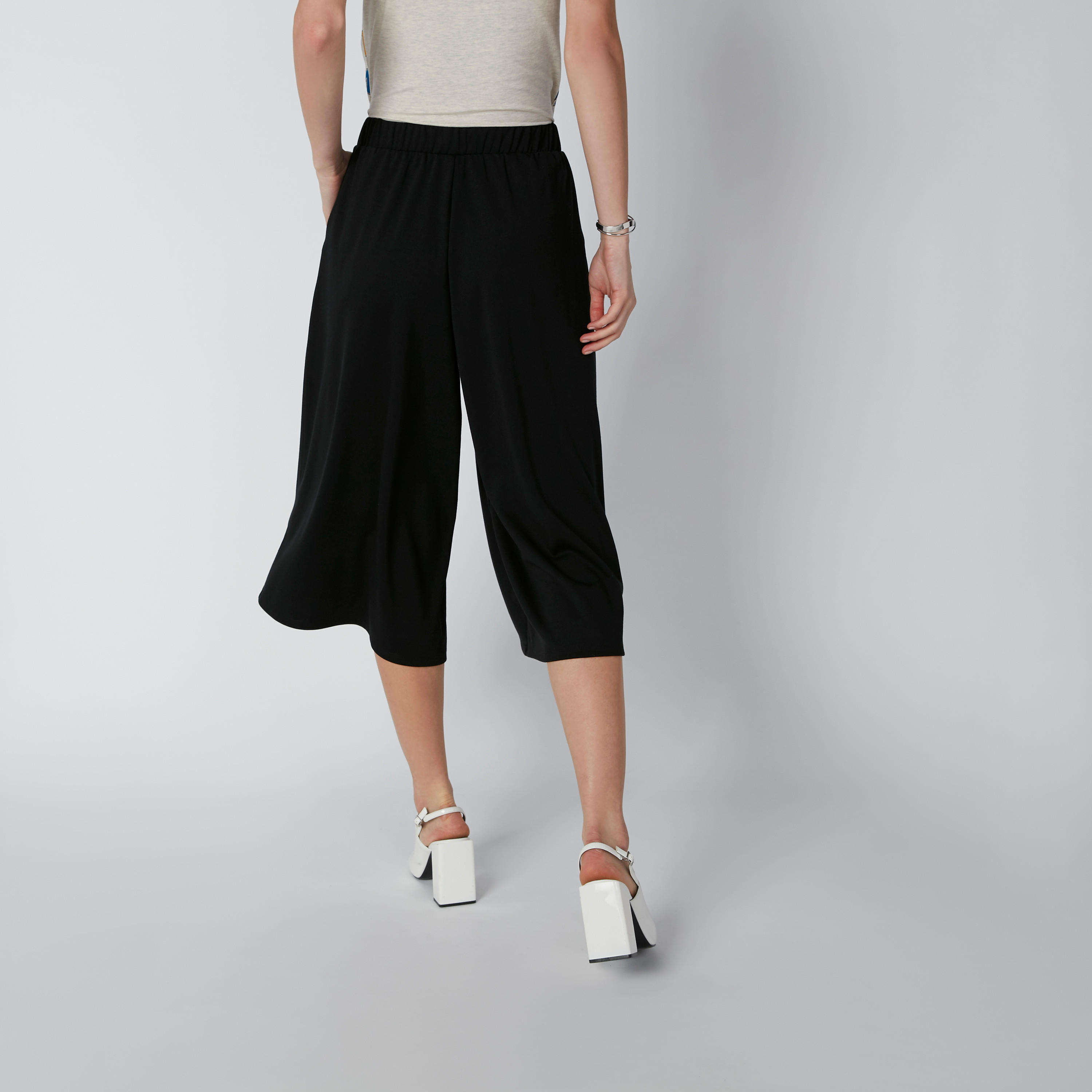 بنطال واسع الساقين سادة بجيوب-women-clothing-bottoms-trousers-image-4