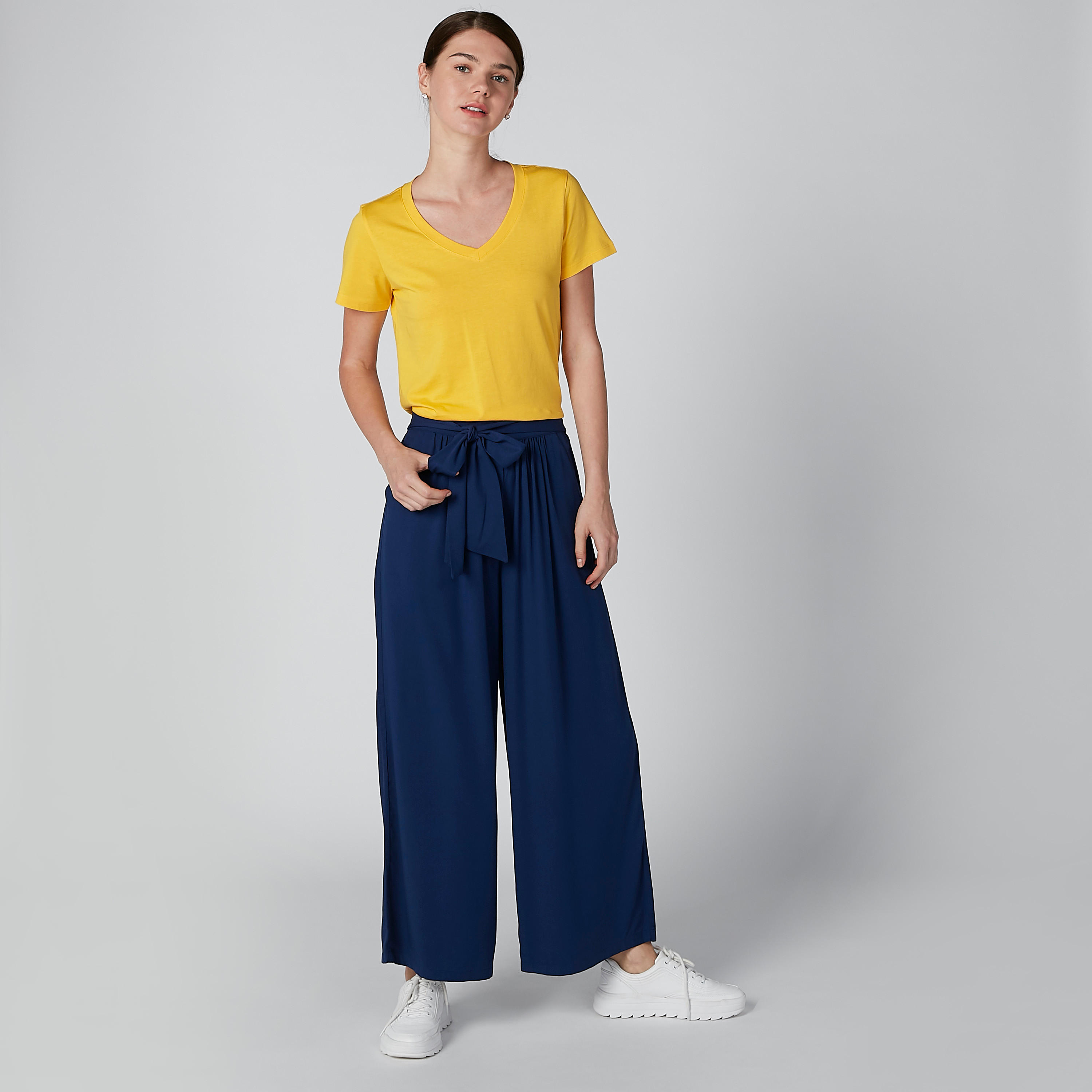 بنطال بالازو سادة برباط وجيوب-women-clothing-bottoms-trousers-image-1
