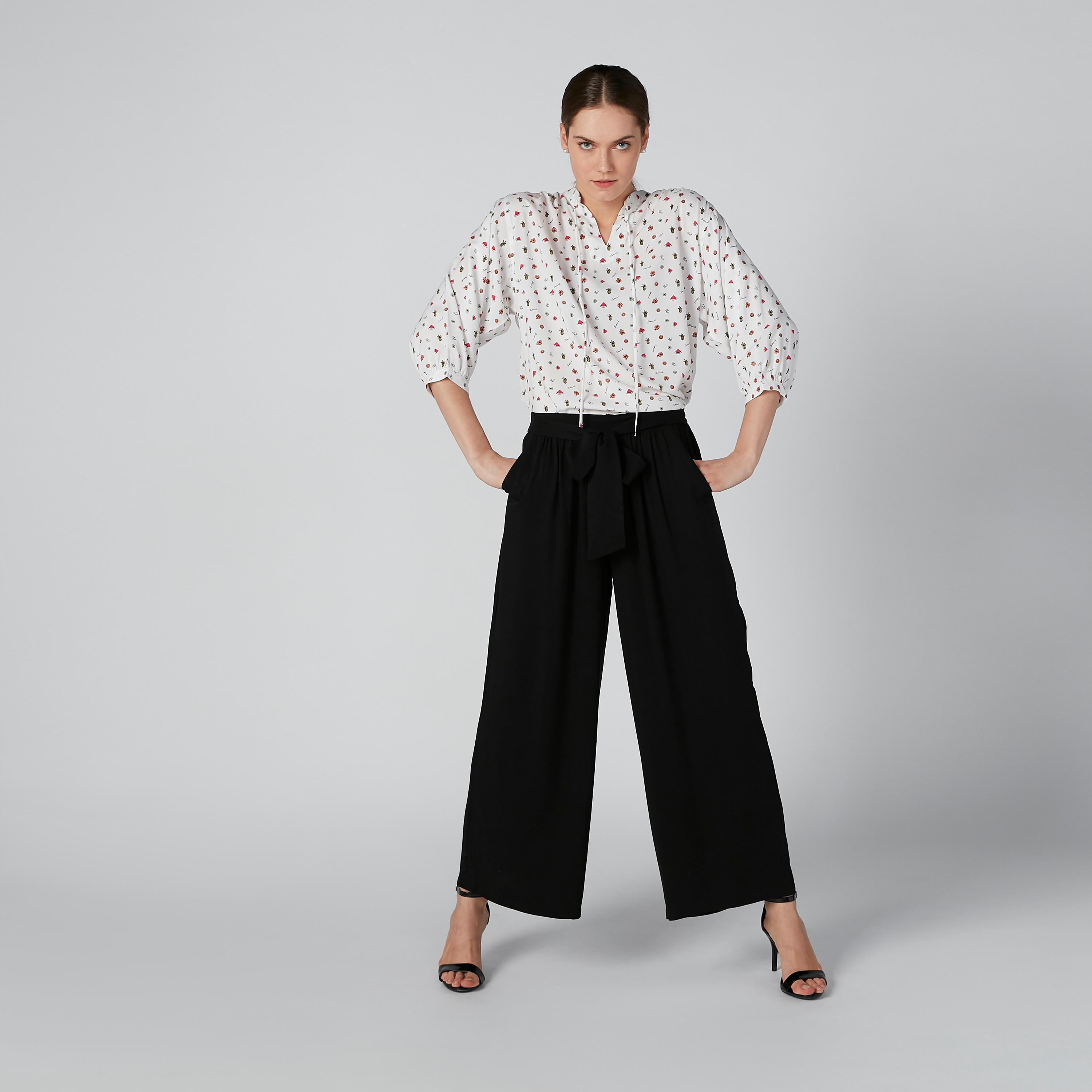 بنطال بالازو سادة بقصّة واسعة وجيوب ورباط-women-clothing-bottoms-trousers-image-2