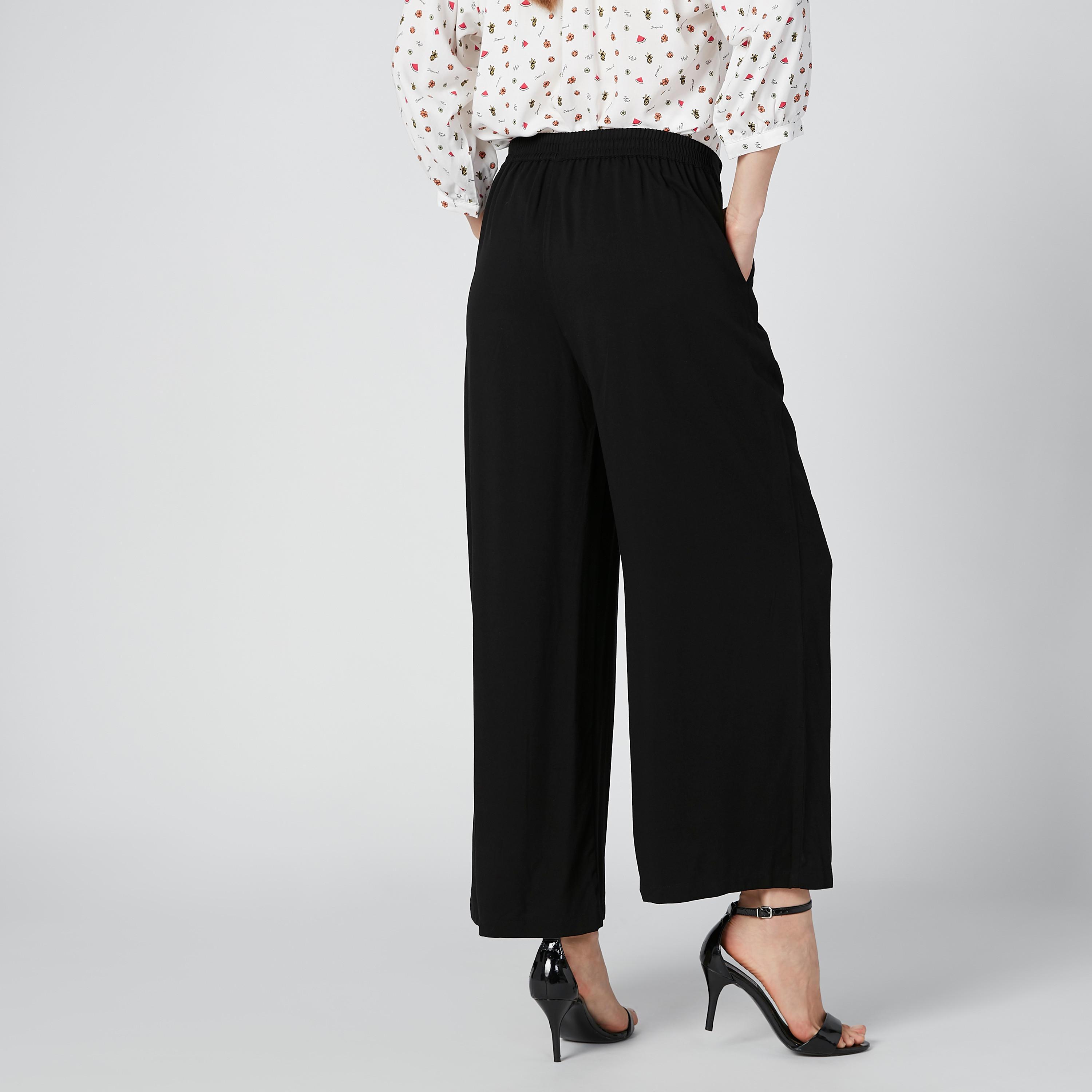 بنطال بالازو سادة بقصّة واسعة وجيوب ورباط-women-clothing-bottoms-trousers-image-3